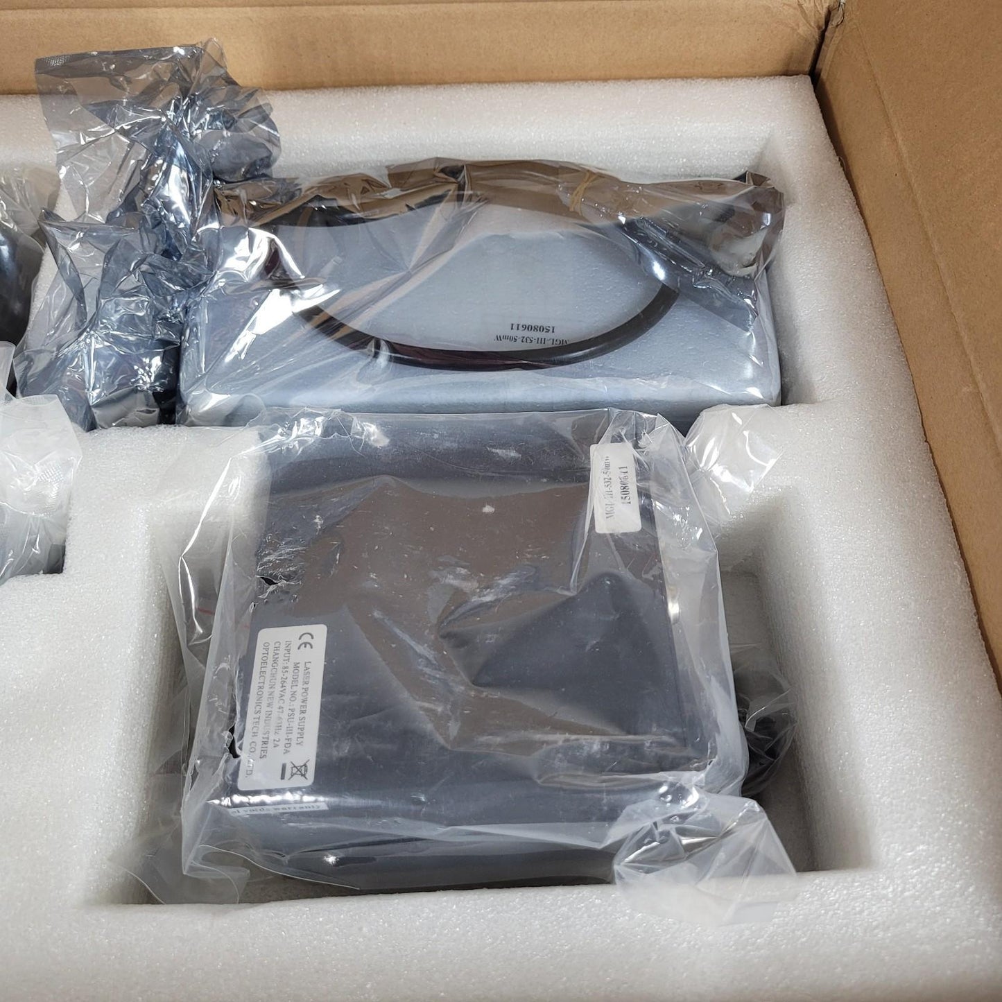 TESTED Dragon Lasers MGL-III-532-50 532nm Head w/ PSU-III-FDA Power Supply TEM00