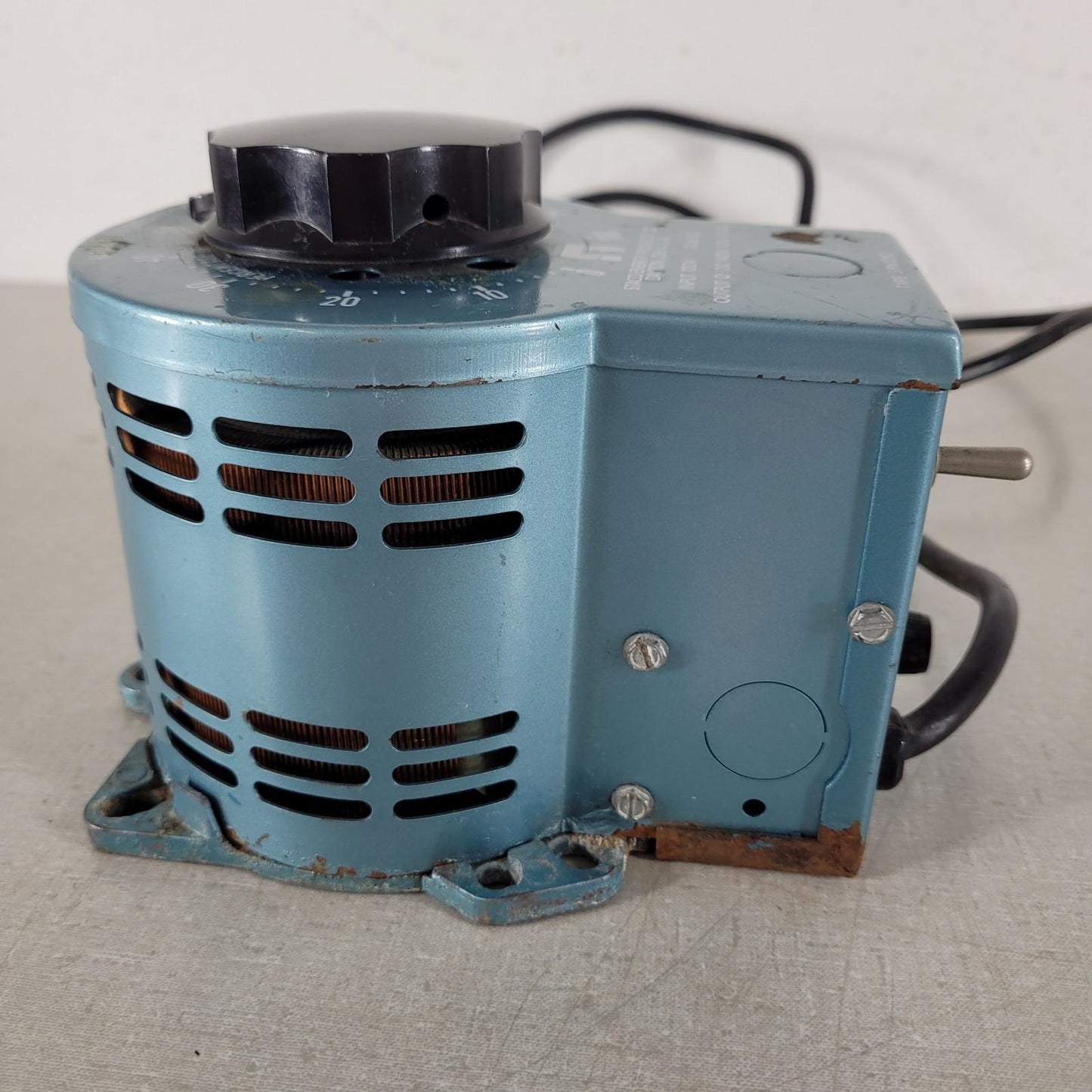 Staco Energy 3PN1010 Variac Variable AutoTransformer 0-120V 50/60 Hz 1.4 KVA