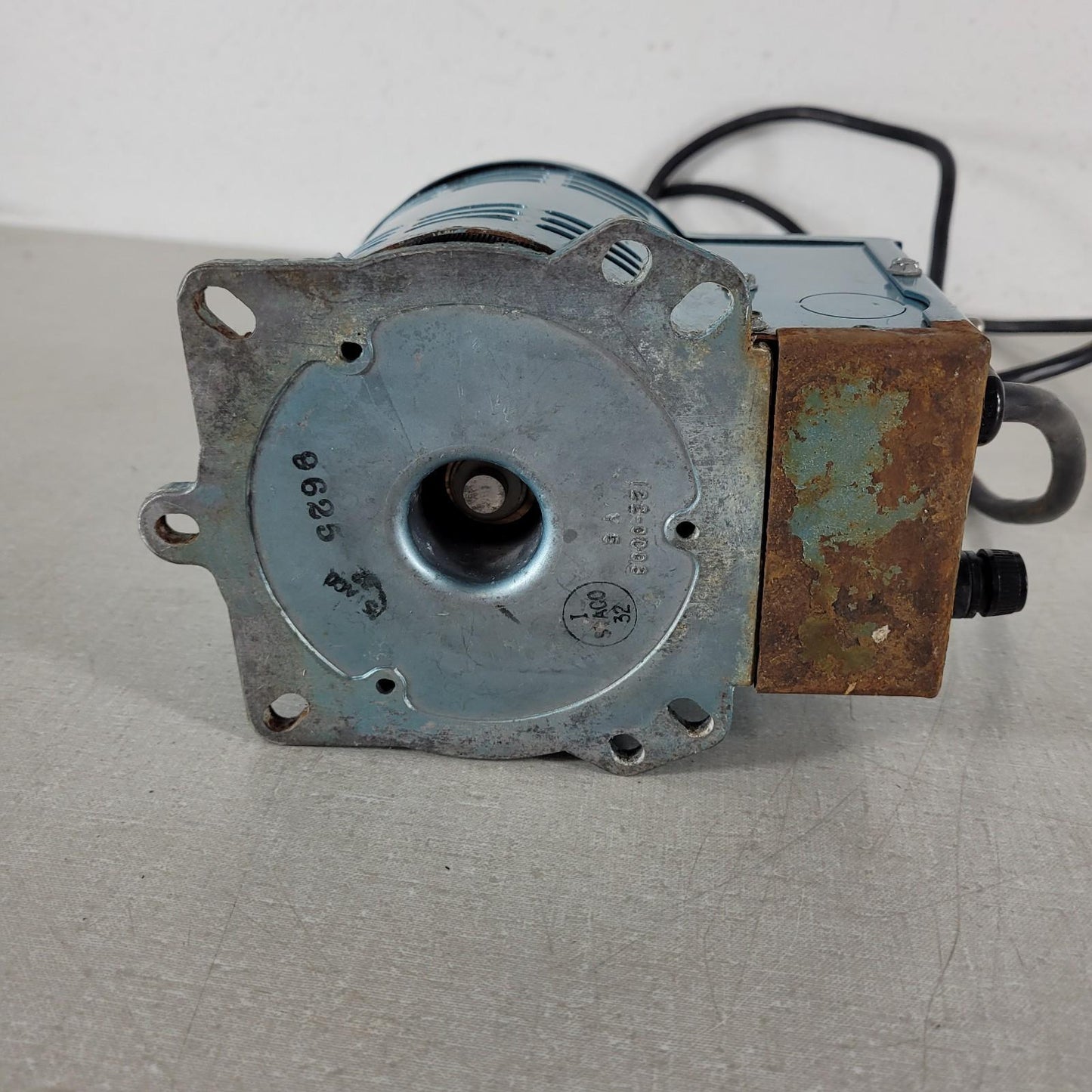 Staco Energy 3PN1010 Variac Variable AutoTransformer 0-120V 50/60 Hz 1.4 KVA