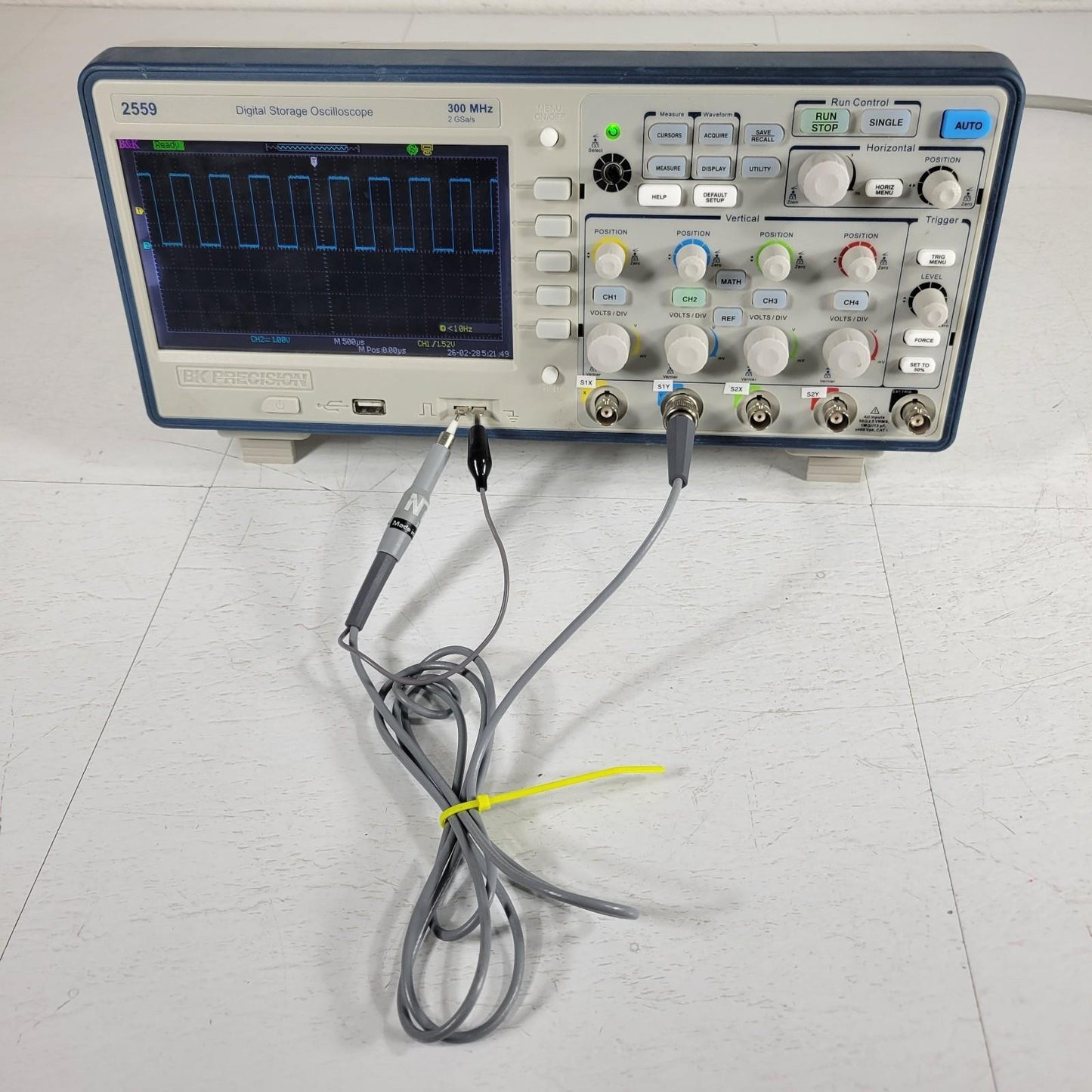 BK Precision 2559 Digital Storage Oscilloscope 300MHz 2GS/s 4 Channel USB LAN