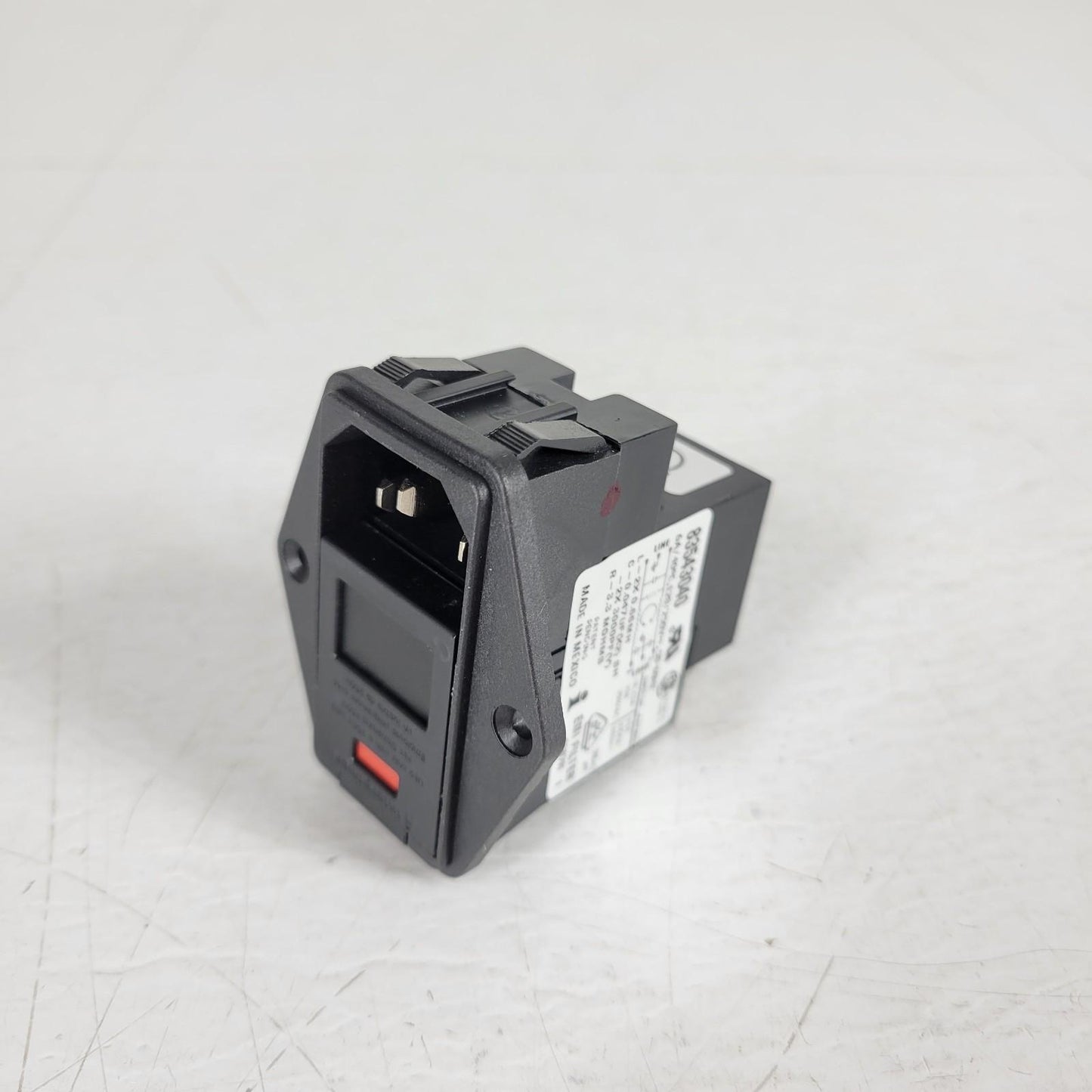 Interpower 83543040 3-Function Power Entry Module Single Fuse 4.8 mm QD's