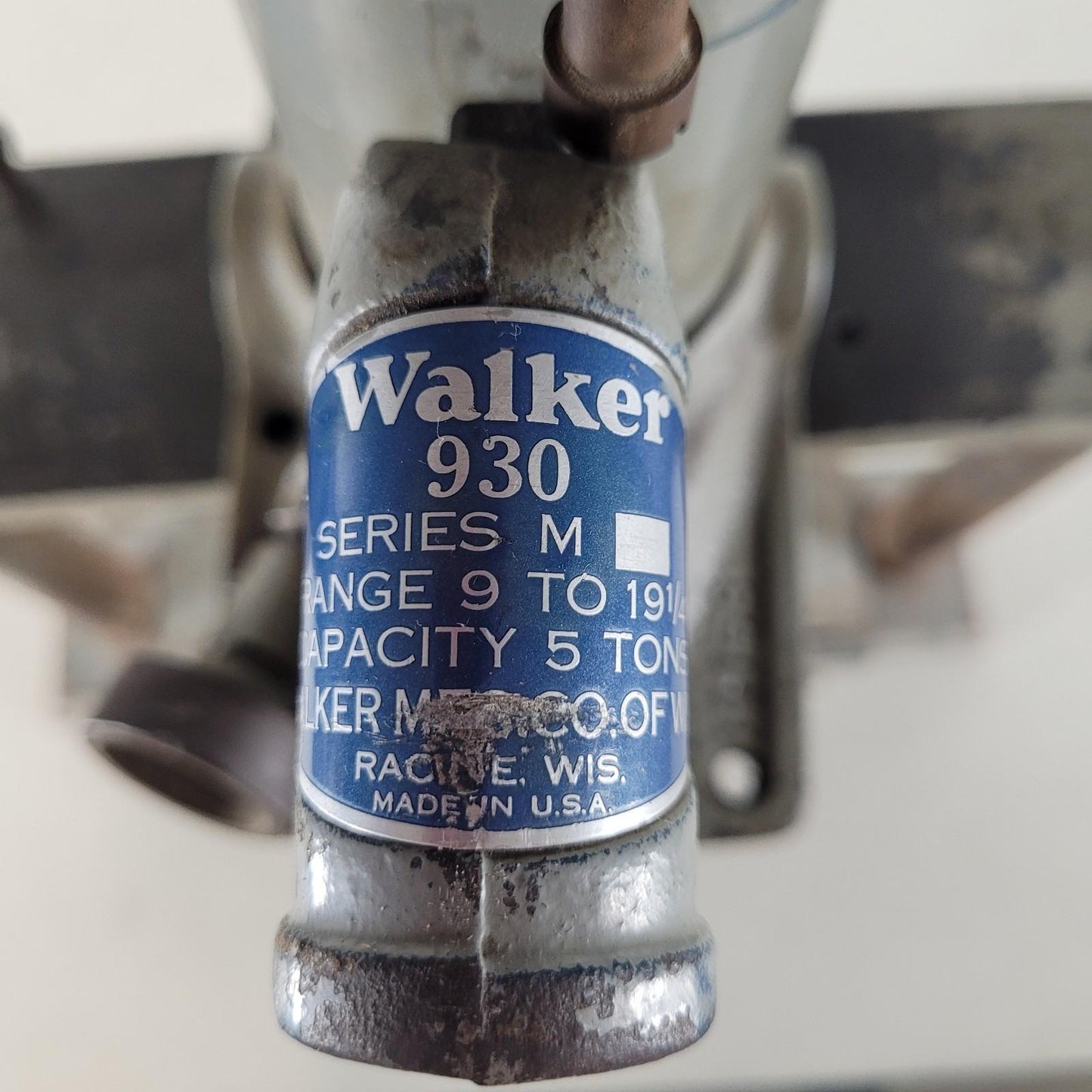 Walker Hydraulic Table Press 930 Series M 5 Ton Capacity Jack w/ Wedge Inserts