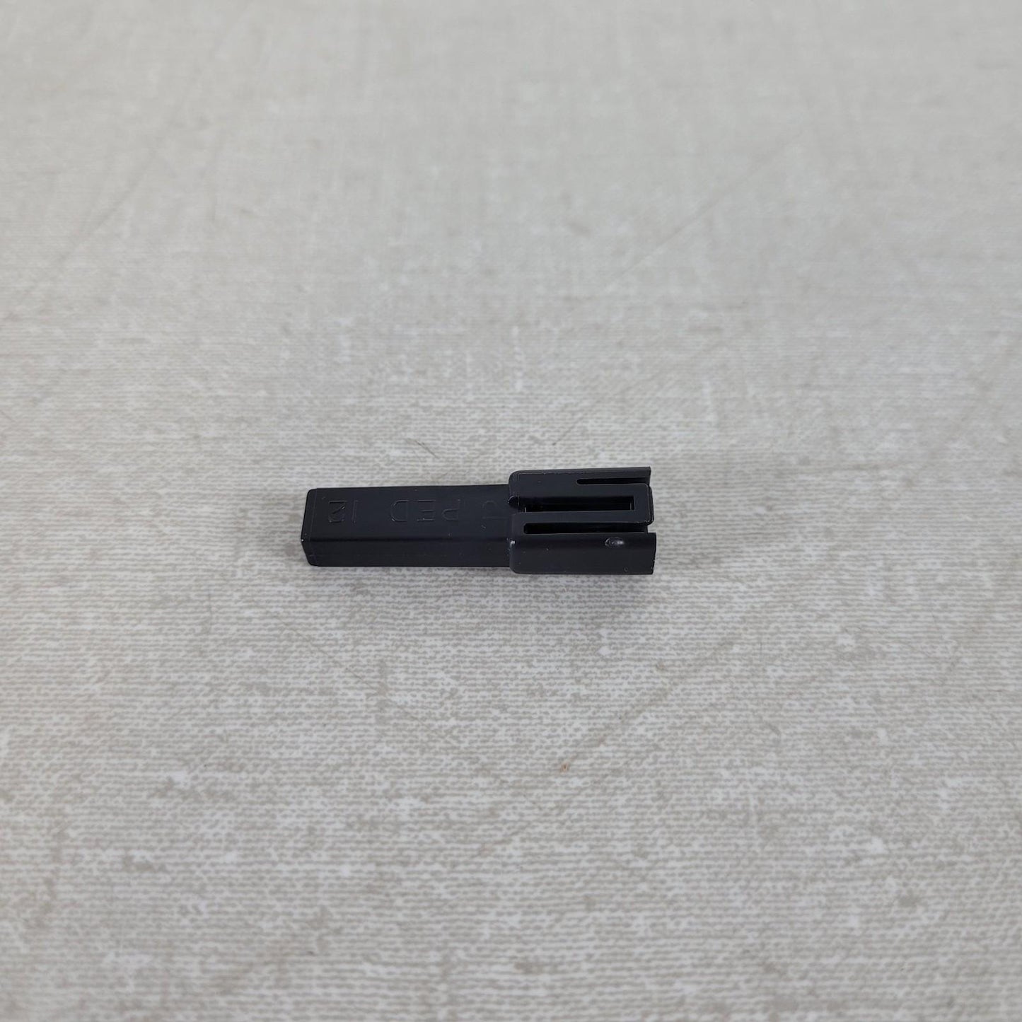Lot of 3500 Connectors: Aptiv Delphi 12047683 Automotive 1P Male Black MP 14 Amp