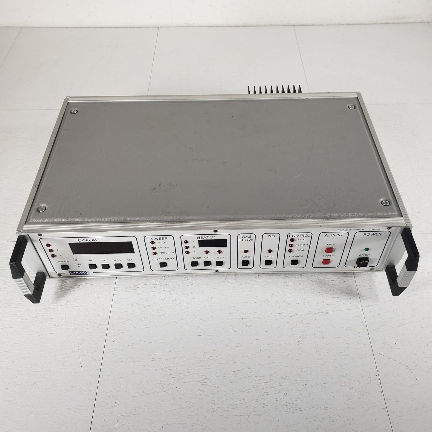 TESTED Oxford Instruments Cryogen Microstat He w/ ITC503 Temperature Controller