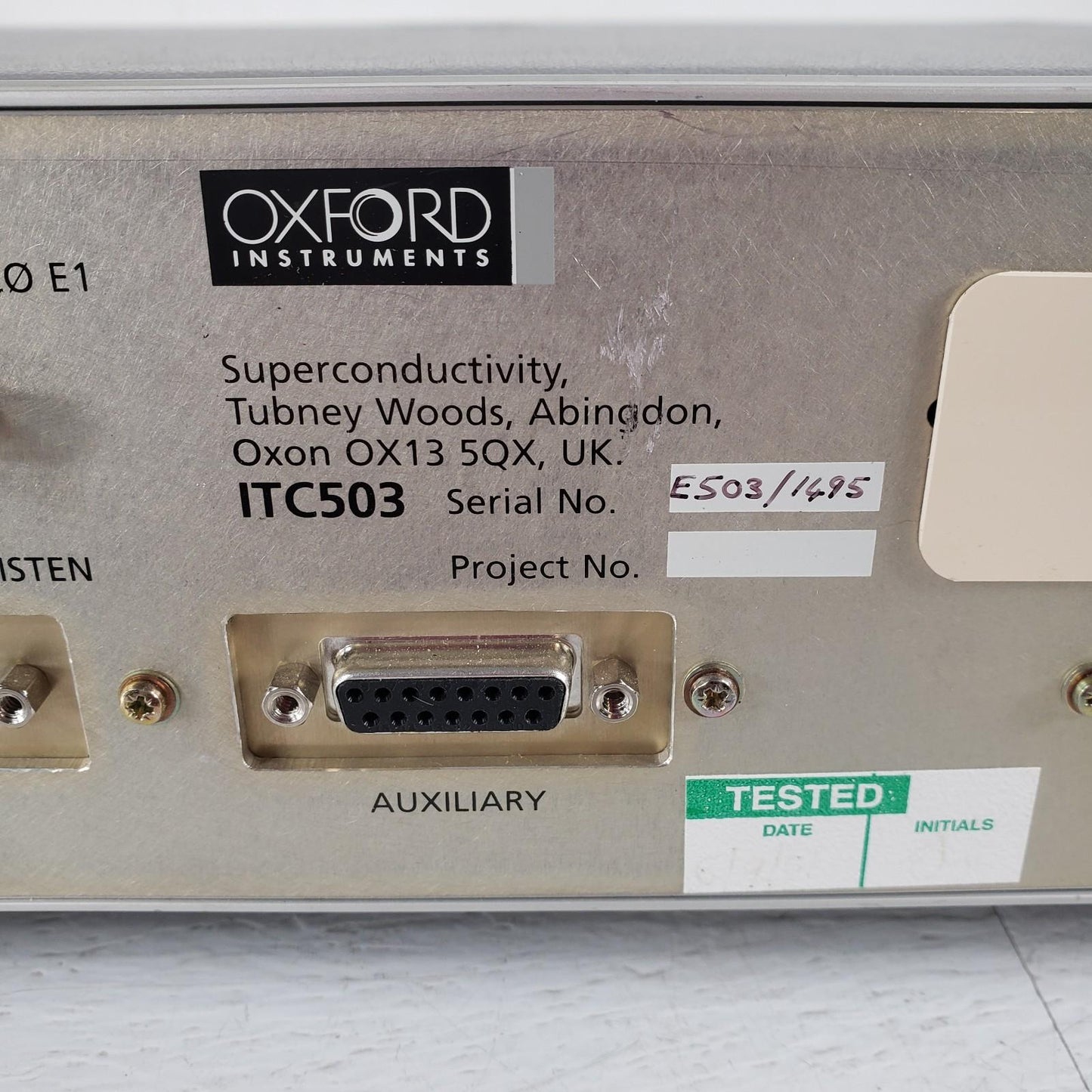 TESTED Oxford Instruments Cryogen Microstat He w/ ITC503 Temperature Controller