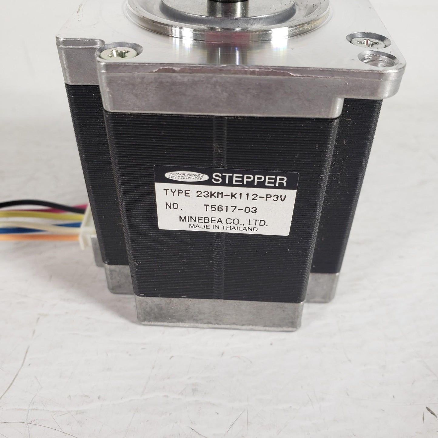 Minebea Astrosyn Stepper Motor 23KM-K112-P3V T5617-03 6 Pin Wire Round Shaft