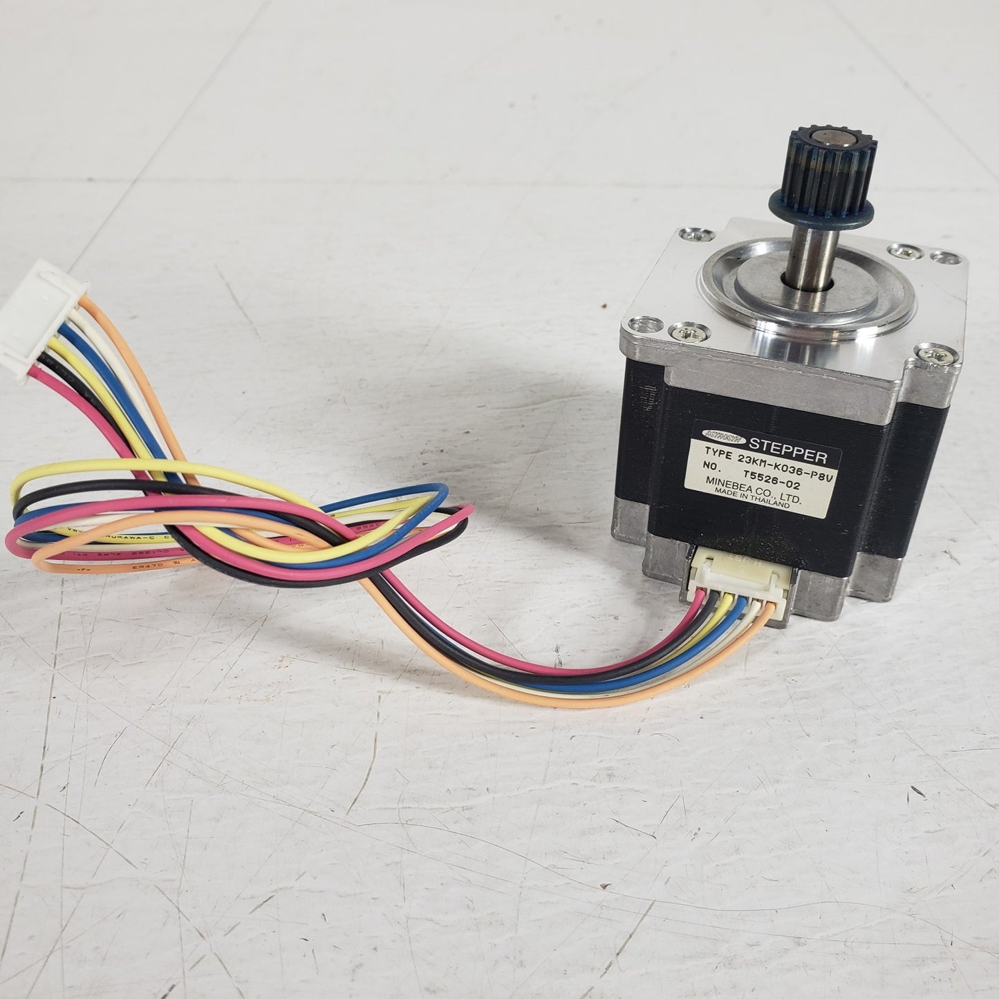 Minebea Astrosyn Stepper Motor 23KM-K036-P8V T5526-02 6 Pin Wire Round Shaft