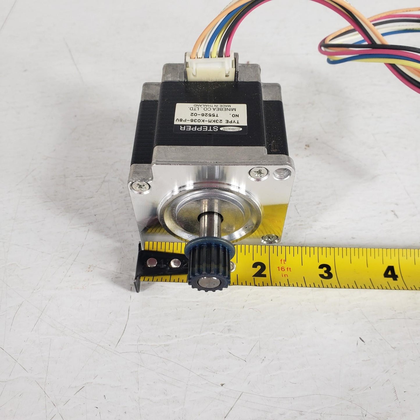 Minebea Astrosyn Stepper Motor 23KM-K036-P8V T5526-02 6 Pin Wire Round Shaft