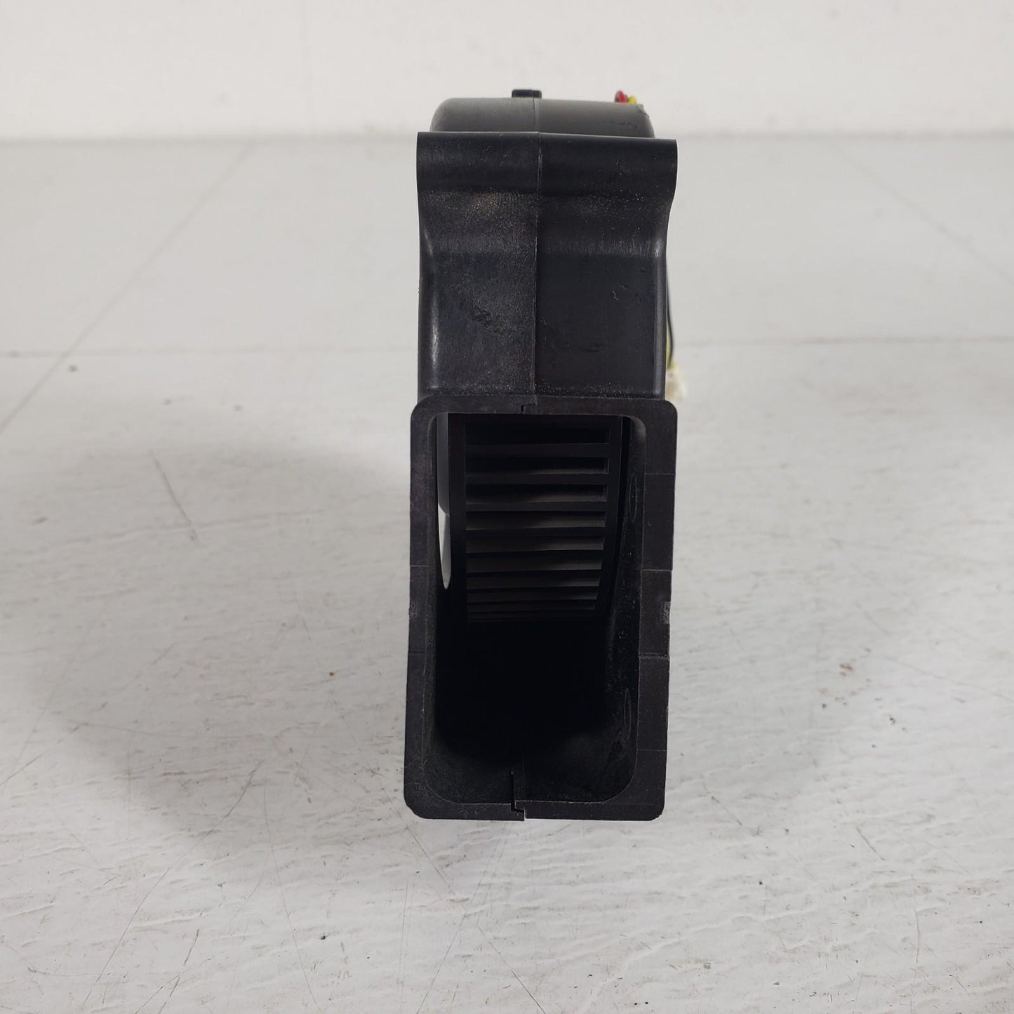 Lot of 5 Nidec Gamma 29/30 Blower Fans D09F-24SS2-01B 24VDC .25A D10F-24PH-36B