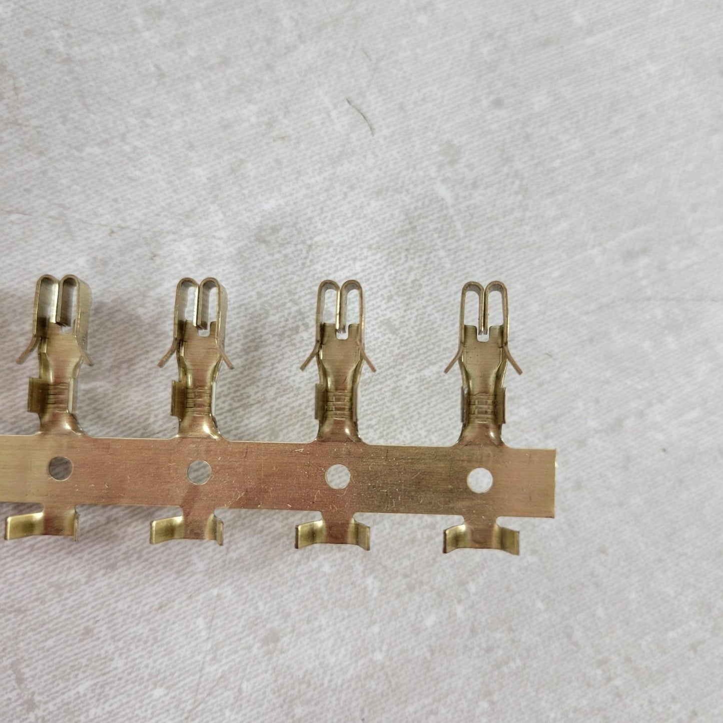 Partial Reel 1100 Count Delphi Aptiv 12020337 Crimps Con III Female Terminal