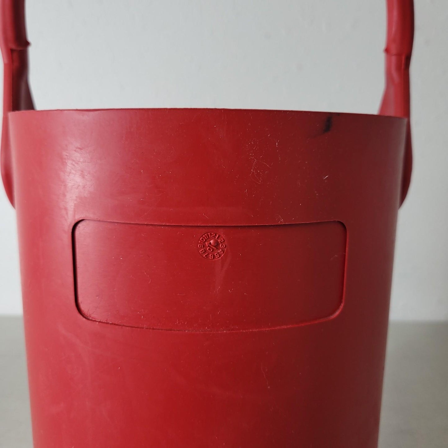 Eagle Thermoplastics B-102 Bottle Carrier, Safety Tote, 7 1/2" D x 16" H Red