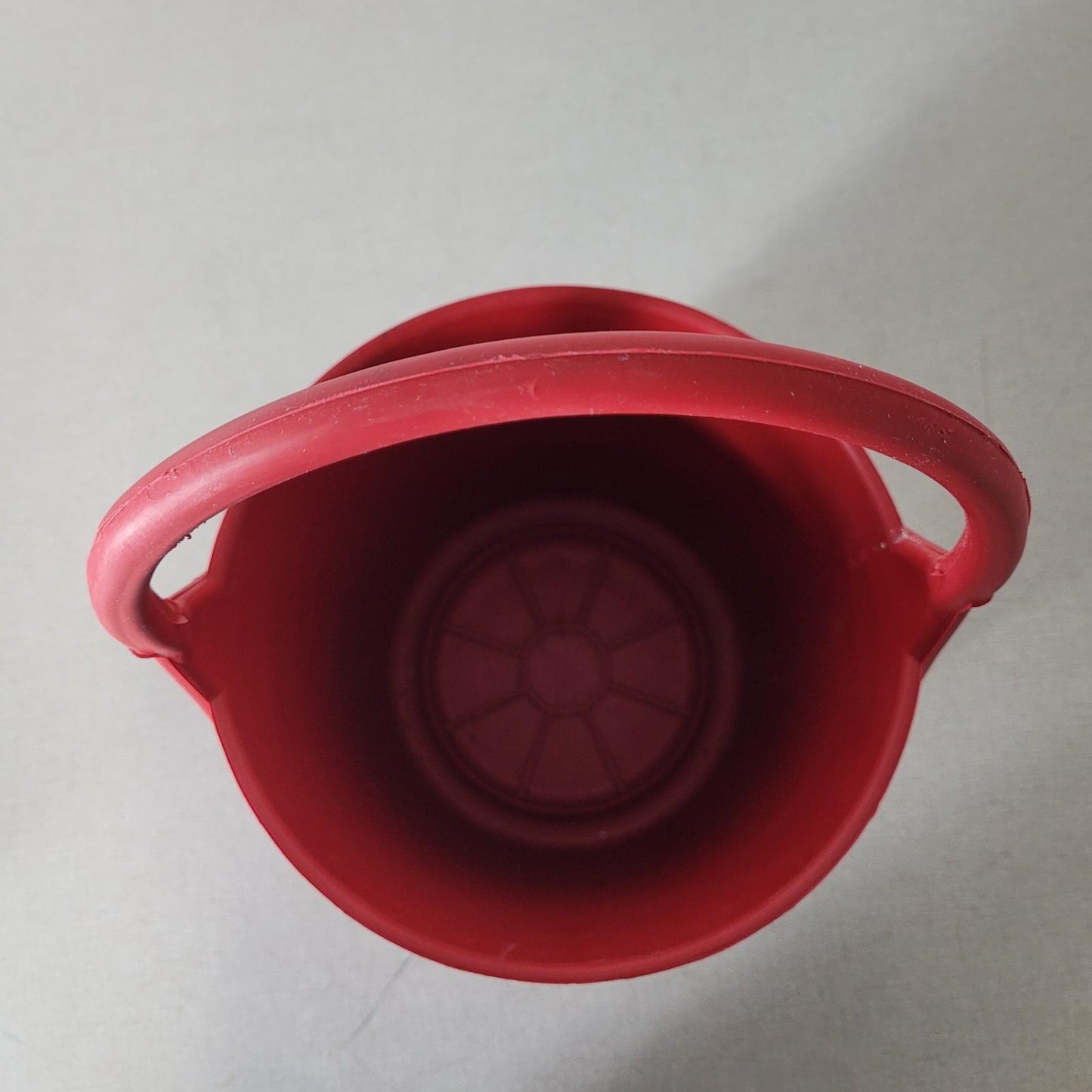 Eagle Thermoplastics B-102 Bottle Carrier, Safety Tote, 7 1/2" D x 16" H Red