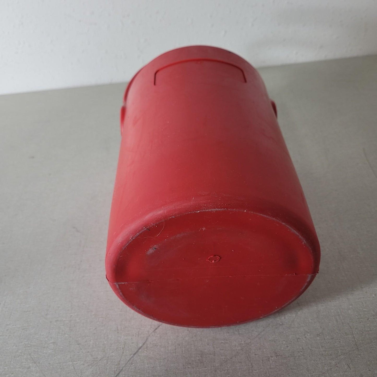 Eagle Thermoplastics B-102 Bottle Carrier, Safety Tote, 7 1/2" D x 16" H Red
