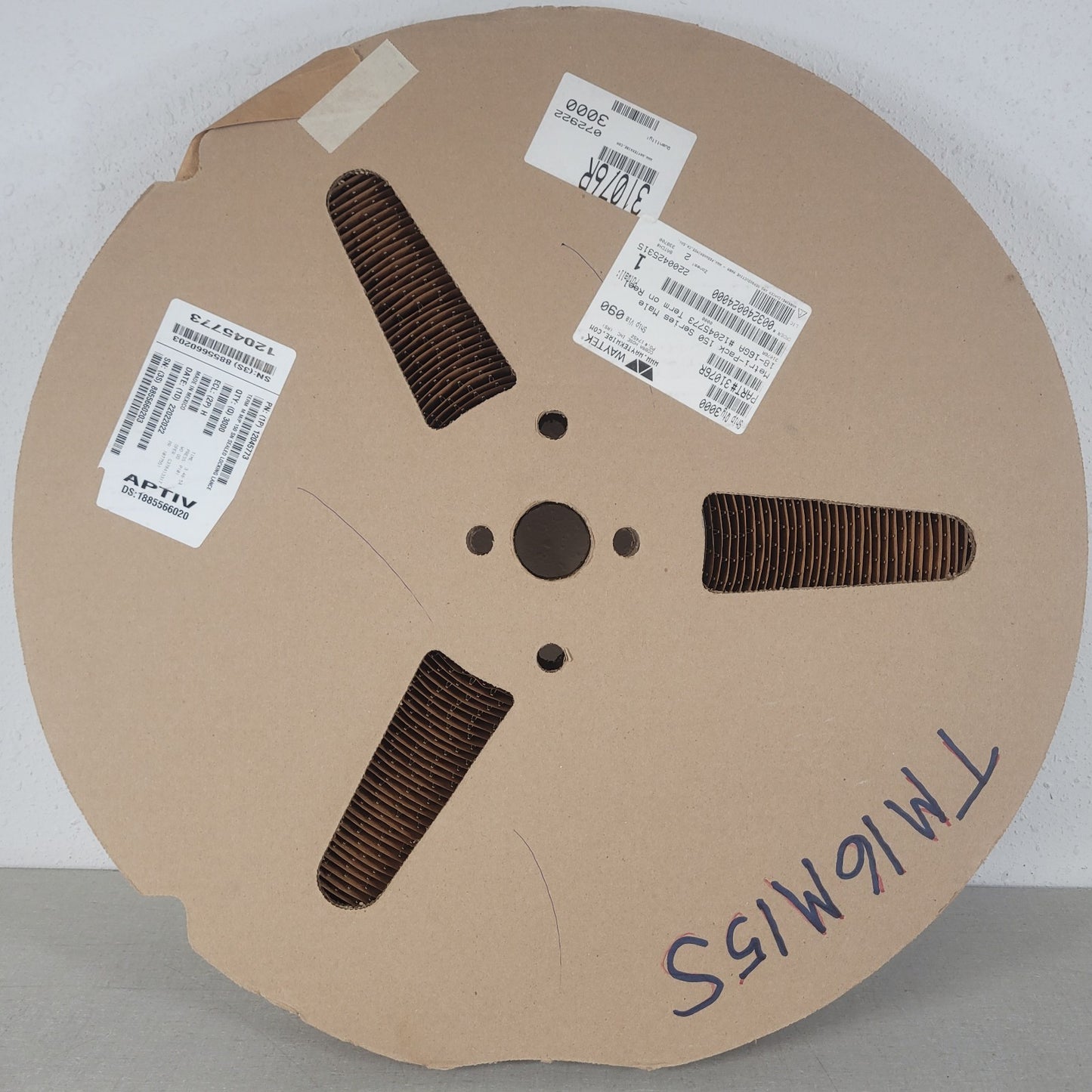 Partial Reel 2250 Count: Aptiv Delphi Crimps 12045773 Male Terminal 20-18 AWG