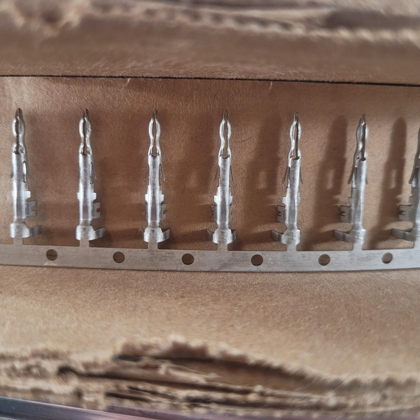 Partial Reel 1800 Count: Aptiv Delphi Crimps 12124587 Tin-Plated Male Terminal