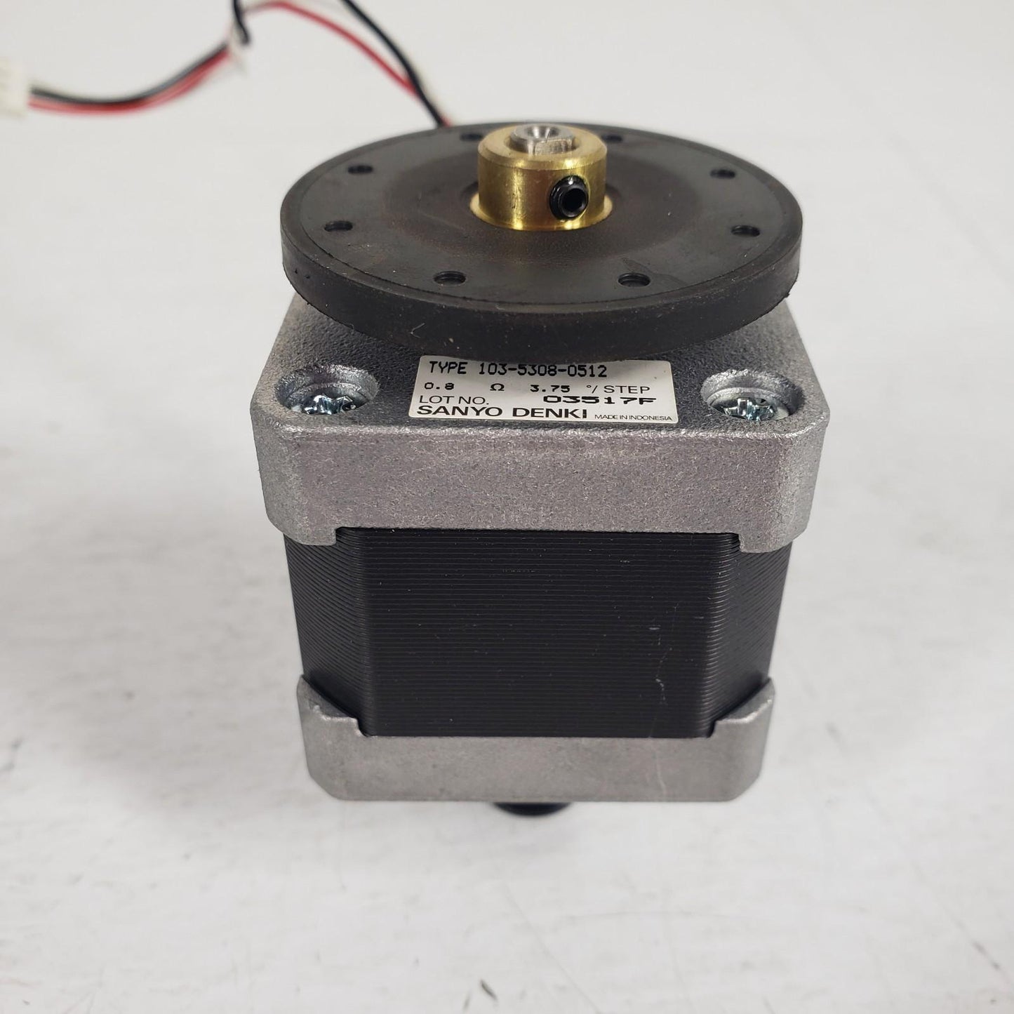 Sanyo Denki 103-5308-0512 Stepper Motor 3.75 Degree 0.8 Ohm Belt Pulley Shaft