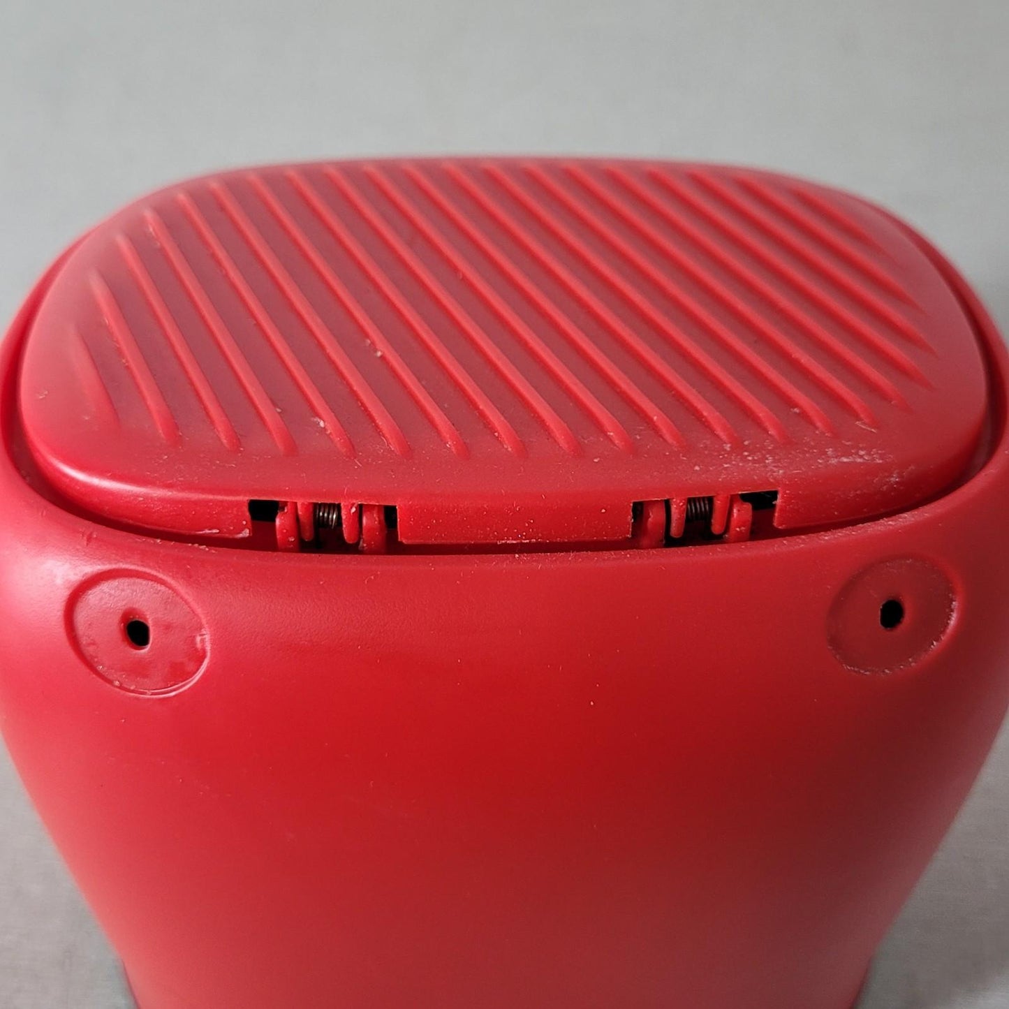 MTC Bio BenchBin A9004R Benchtop Biohazard Bin Personal Waste Container