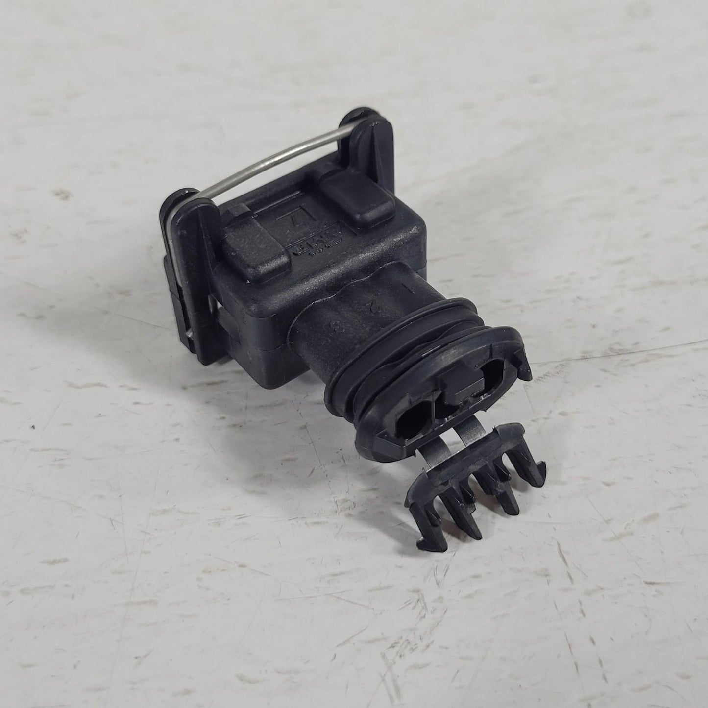50-Count AMP 282191-1 Timer Connector Housing 3 Position 12/24/48V Male Amphenol