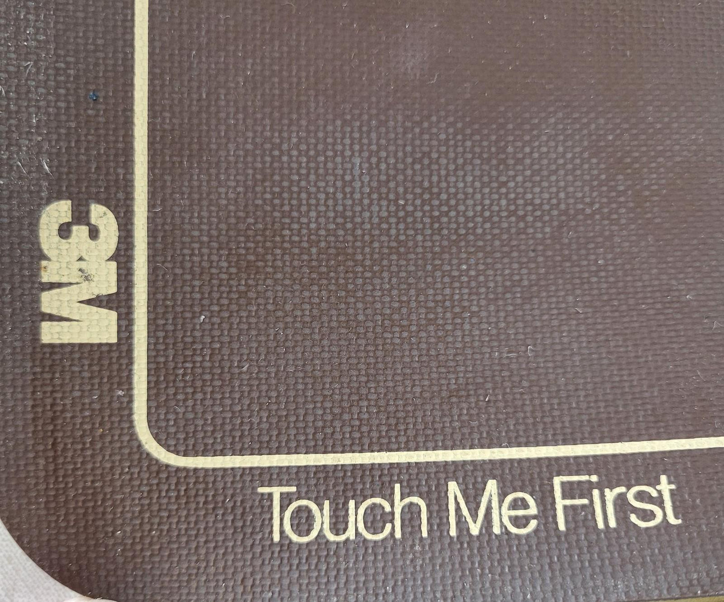 3M Touch Me First Electrostatic Discharge Mat for Protecting Electronics ESD