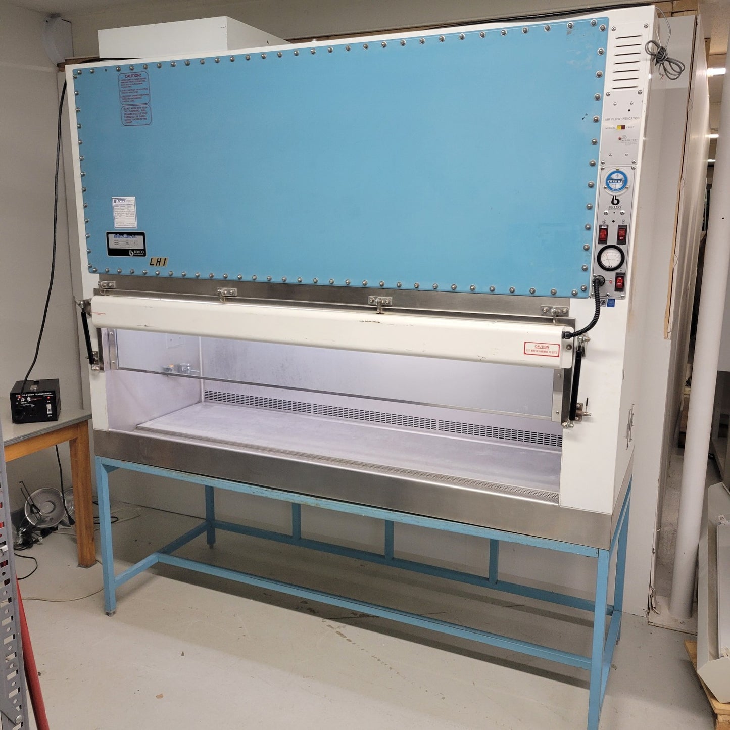 TESTED Bellco 8001-76000 6ft Class II Biosafety Cabinet BSC Lab Hood Workstation