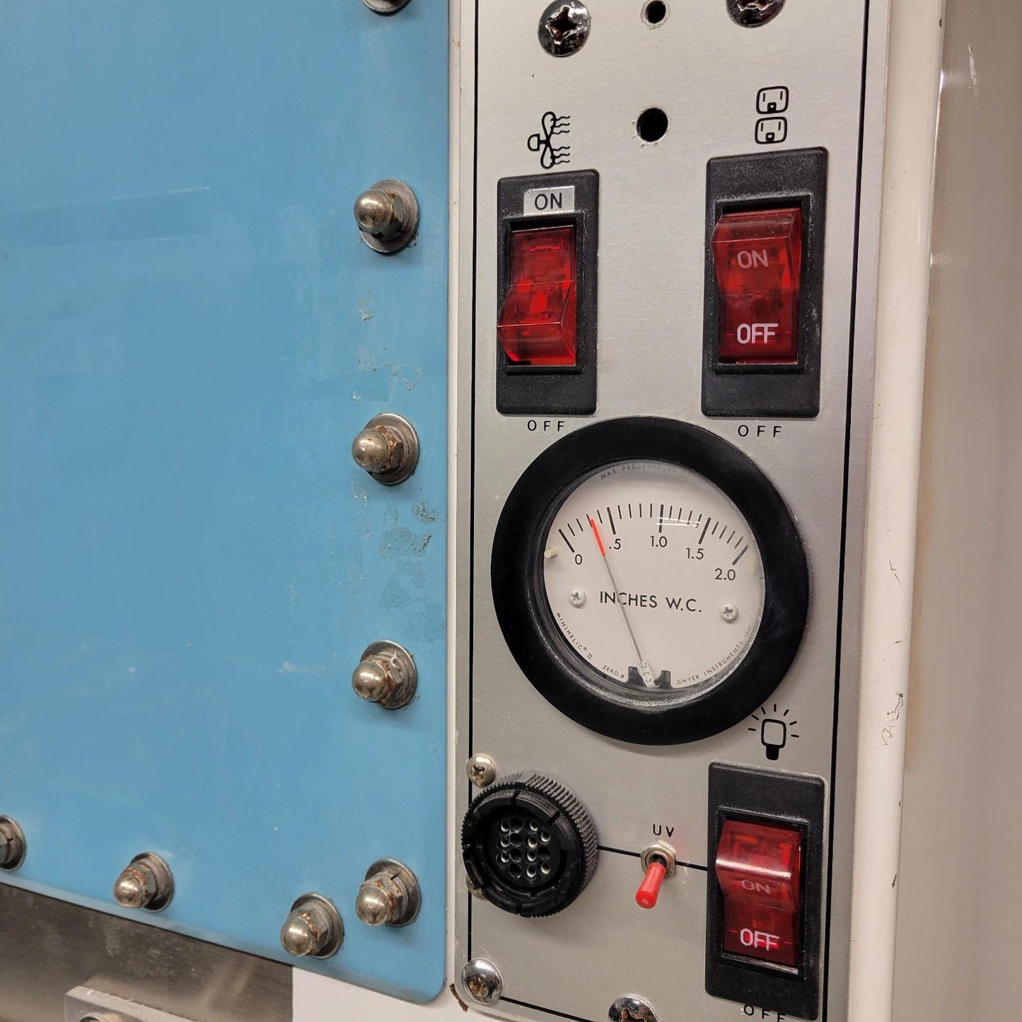 TESTED Bellco 8001-76000 6ft Class II Biosafety Cabinet BSC Lab Hood Workstation
