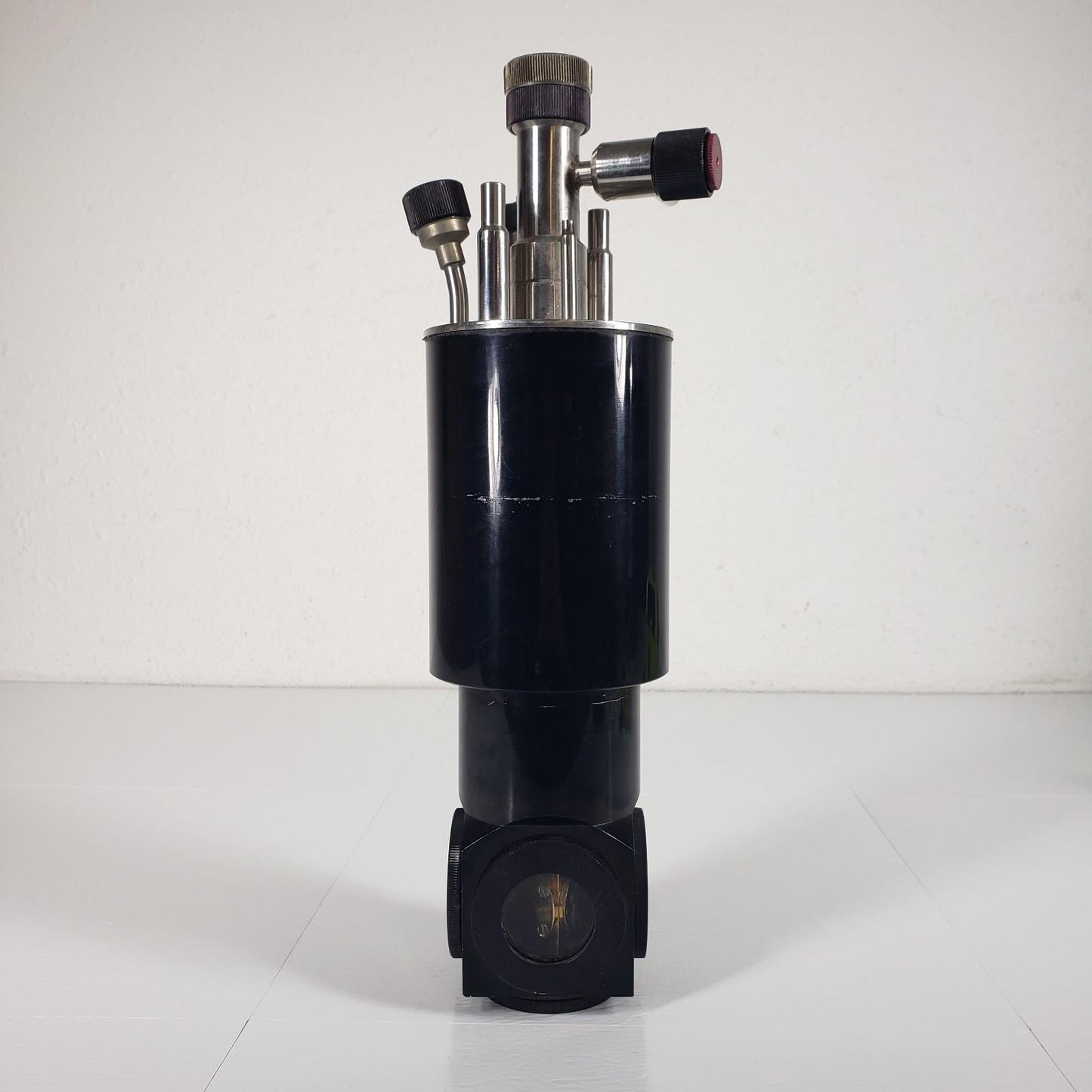 Oxford Instruments Optistat DN-V Nitrogen Bath Cryostat Cryogenic Optical Cryo