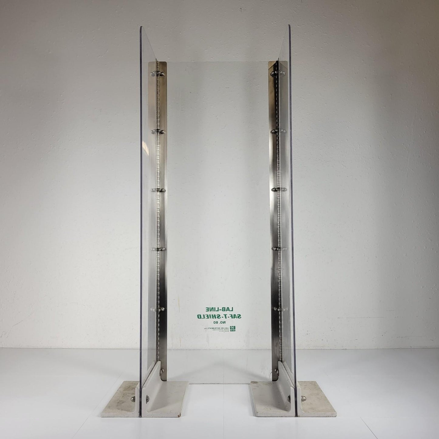 Lab-Line Instruments Saf-T-Shield No. 80 3-Panel Folding Lab Safety Shield
