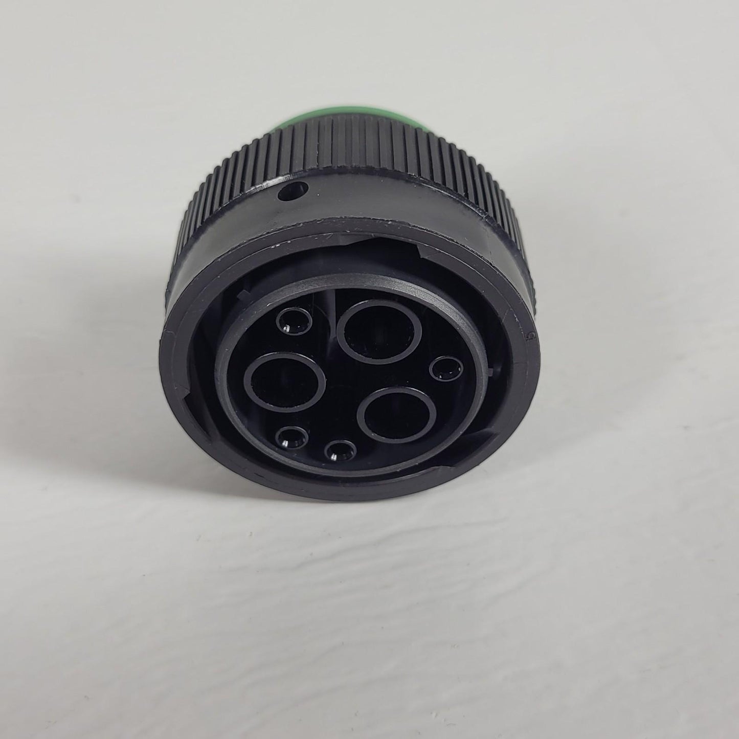 1Pcs Deutsch HDP26-24-7SN-C038 Automotive Connectors PLUG ASM TE Connectivity