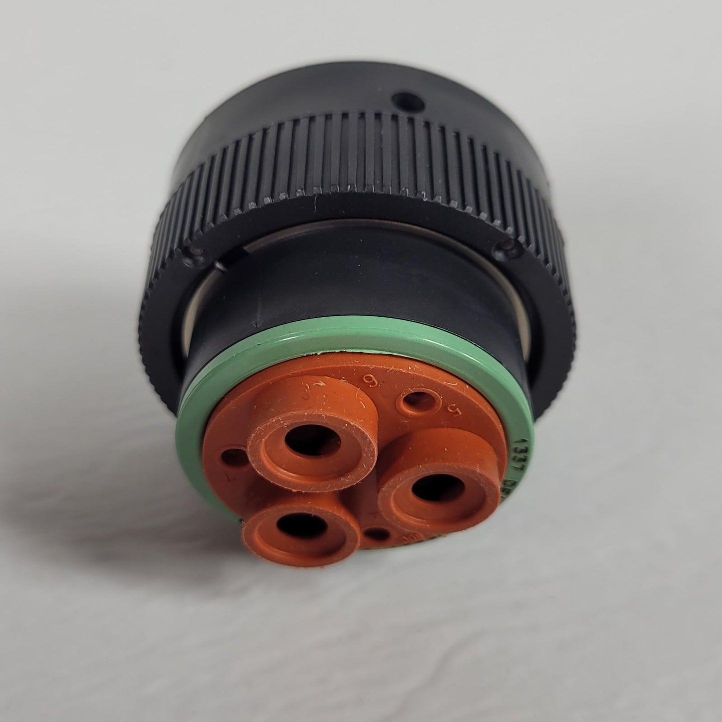 1Pcs Deutsch HDP26-24-7SN-C038 Automotive Connectors PLUG ASM TE Connectivity