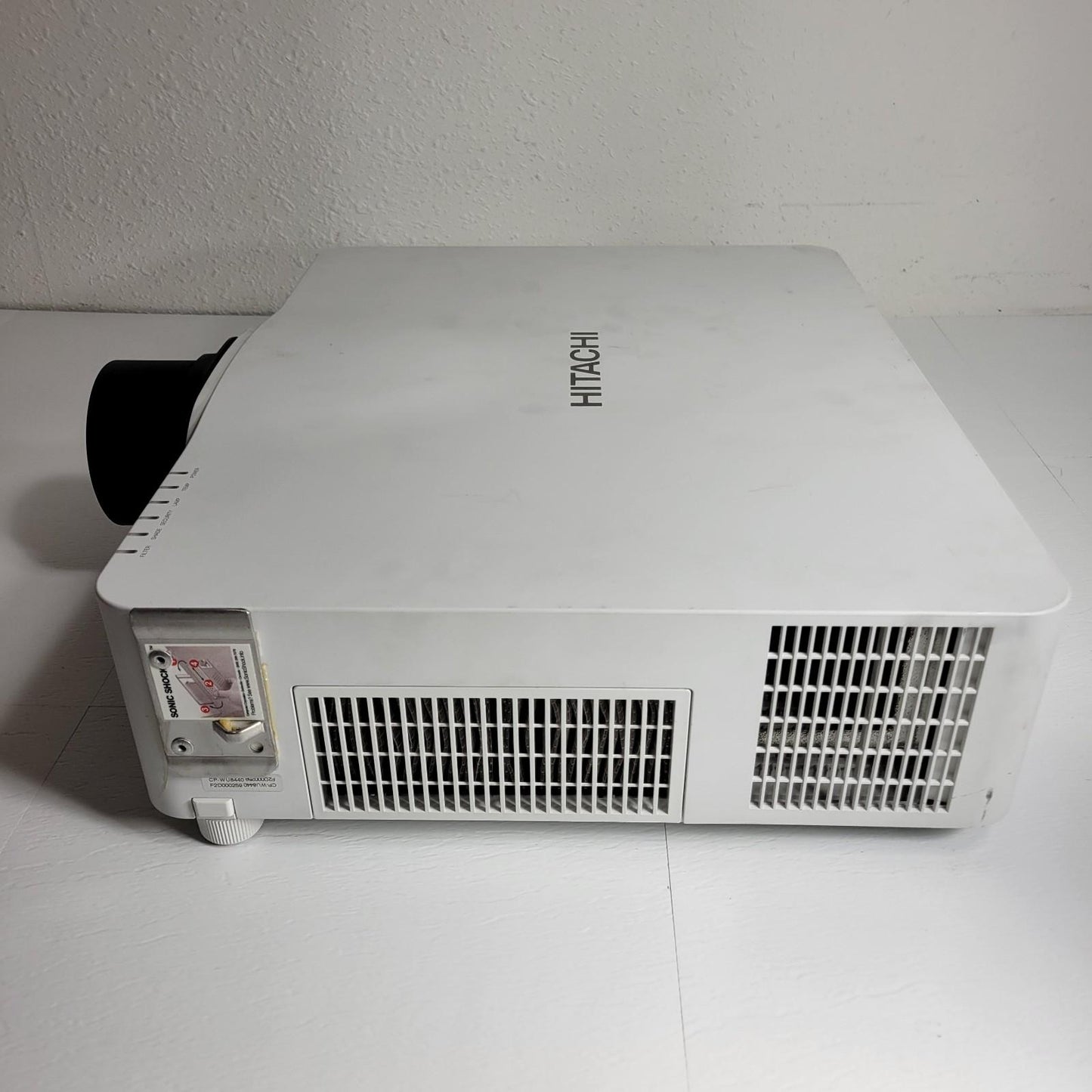 Tested Works Hitachi CP-WU8440 4200 Lumens 3LCD WUXGA Projector 9841 Lamp Hours