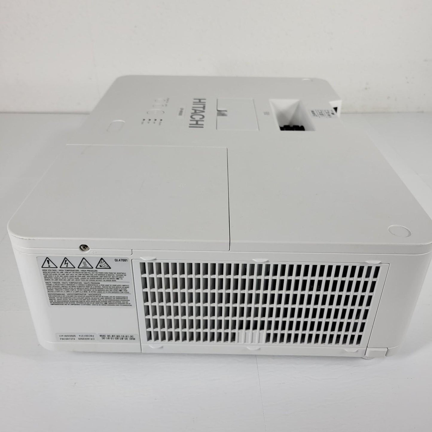 Tested Works Hitachi CP-WX5505 3LCD Projector 5000 Lumen 1080p 14,442 Lamp Hours