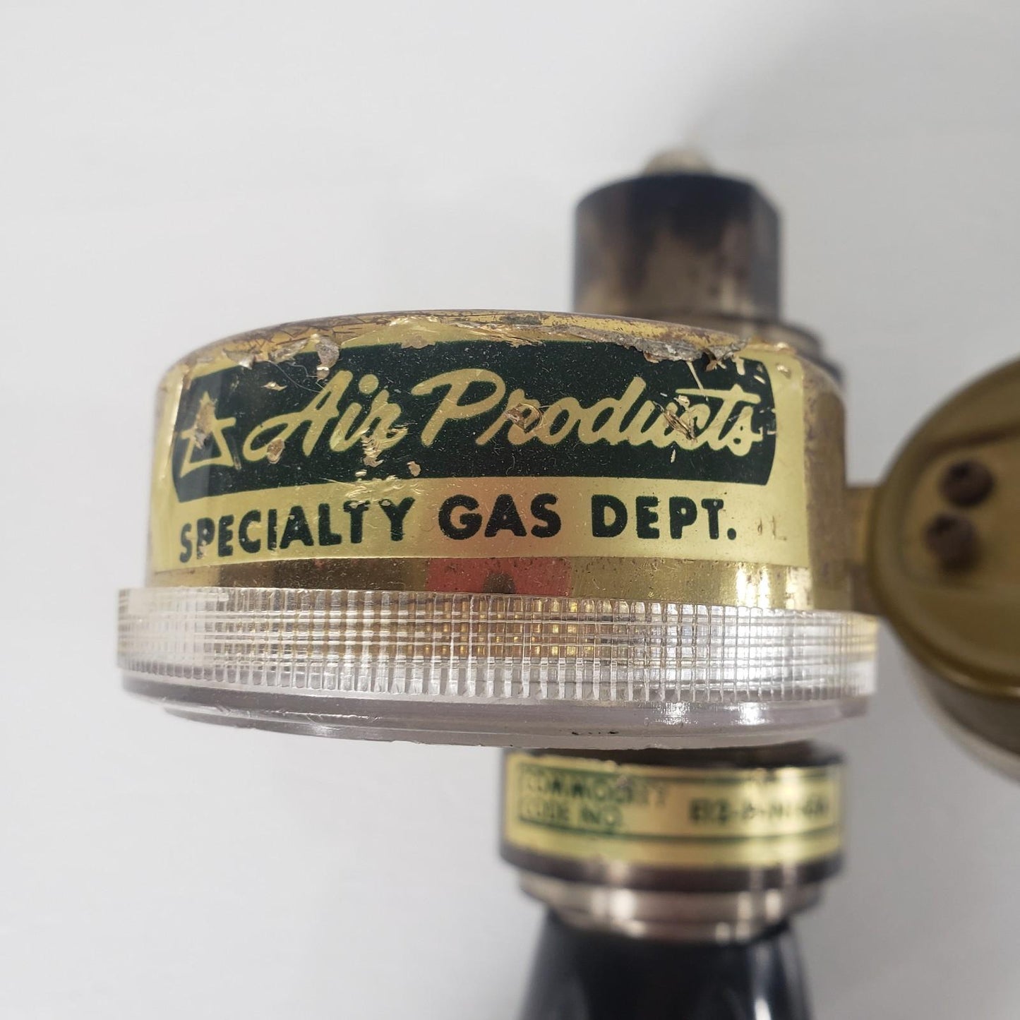 AIR PRODUCTS E12-B-N145A Gas Pressure Regulator Vintage Brass Part 150 PSI 30PSI