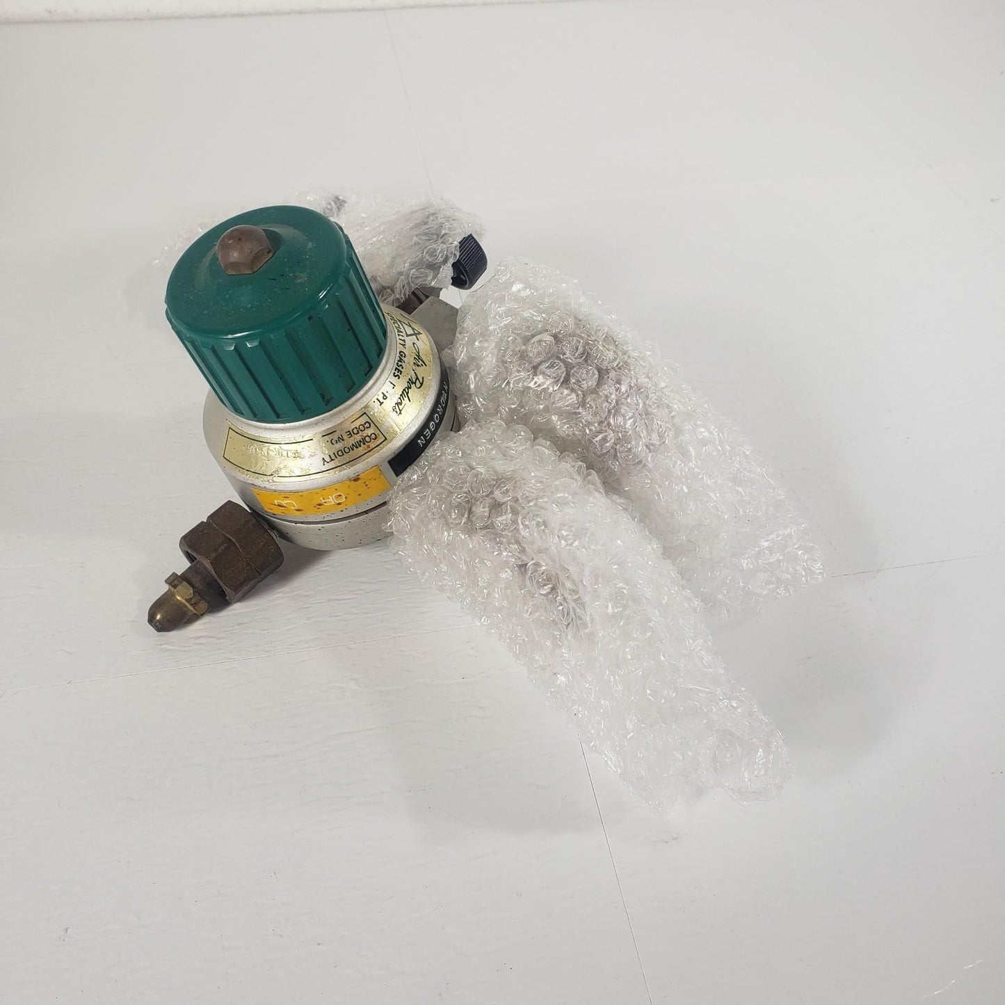 AIR PRODUCTS E11KN515D Control Valve For Regulators And Gauges