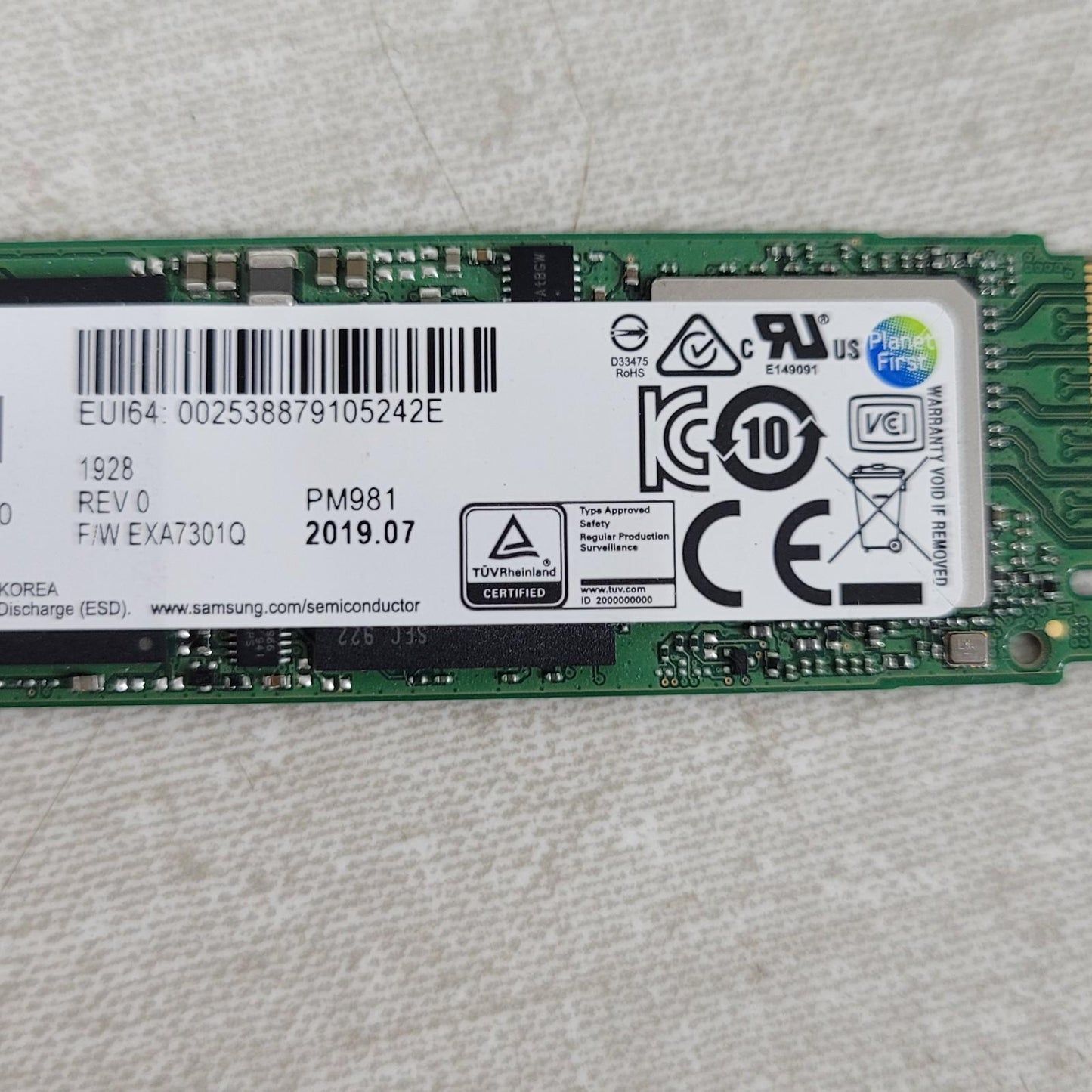 Samsung PM981 Polaris 1TB M.2 NGFF PCIe Gen3 x4 NVME Solid SSD MZVLB1T0HALR