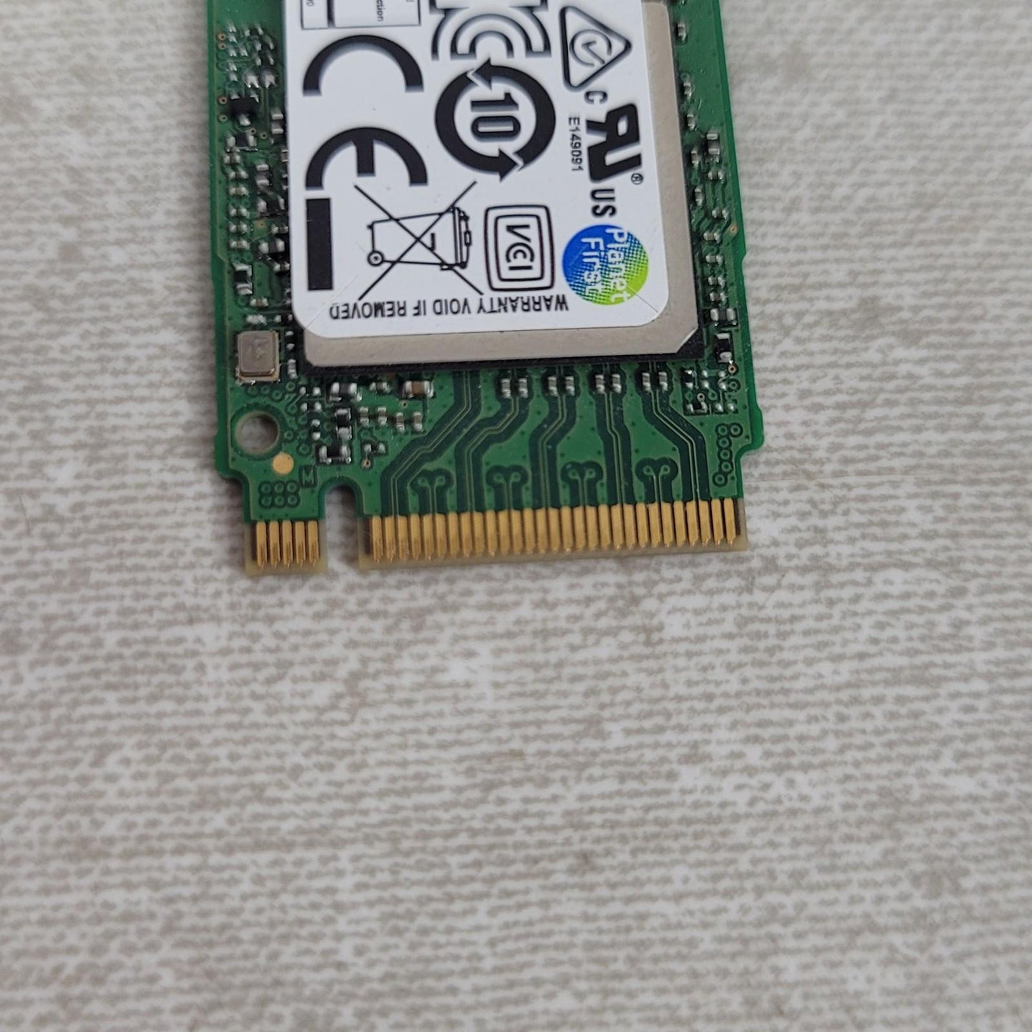 Samsung PM981 Polaris 1TB M.2 NGFF PCIe Gen3 x4 NVME Solid SSD MZVLB1T0HALR