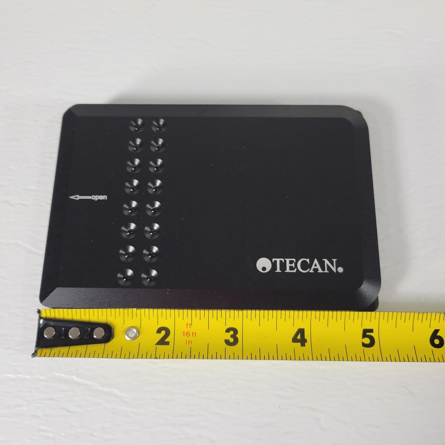 Tecan NanoQuant Plate and Hardcase 16 Sample Quartz Lens 230-1000nm 2uL Volume