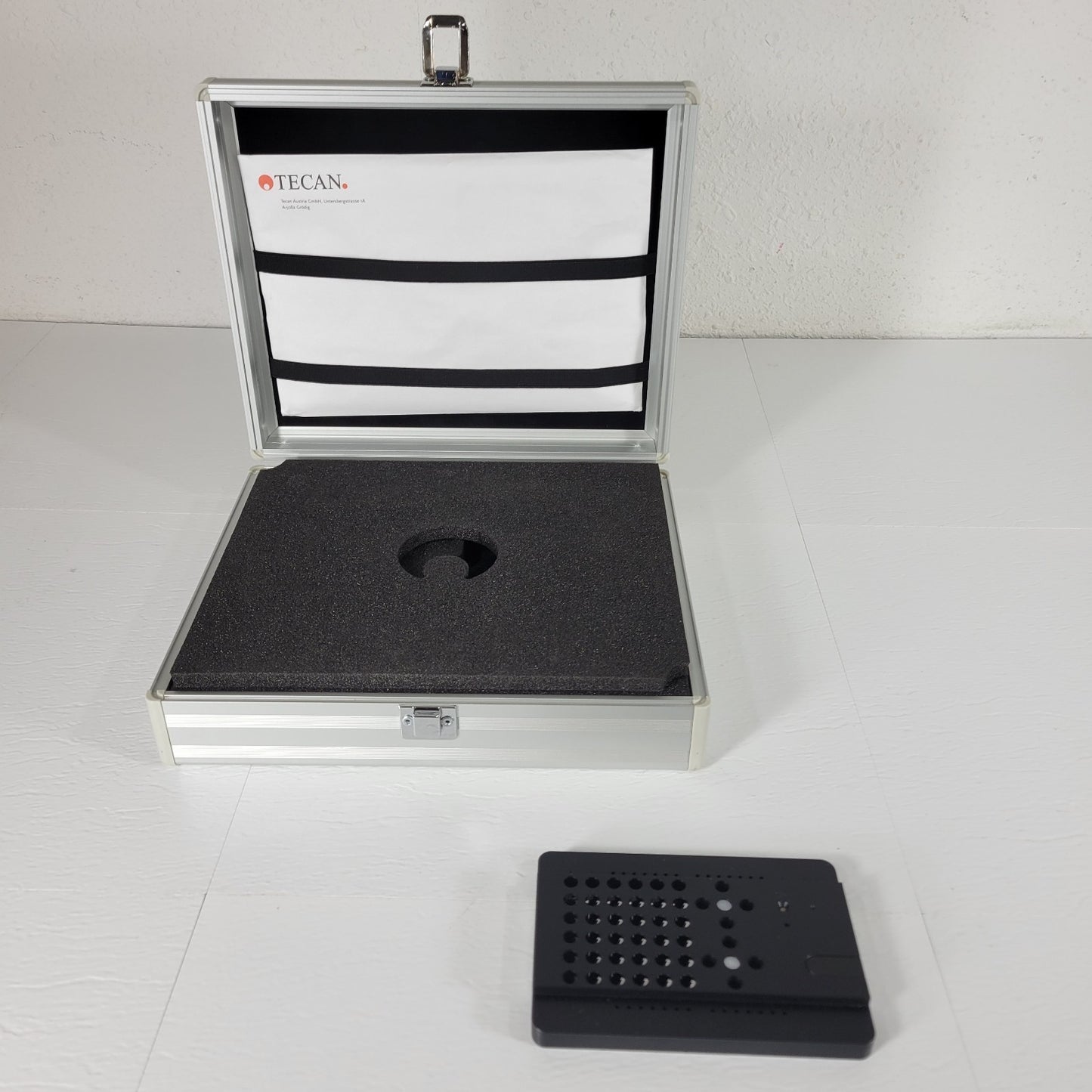 Tecan MultiCheck-PLUS II for Infinite 200 Spark Reader Calibration Plate QC