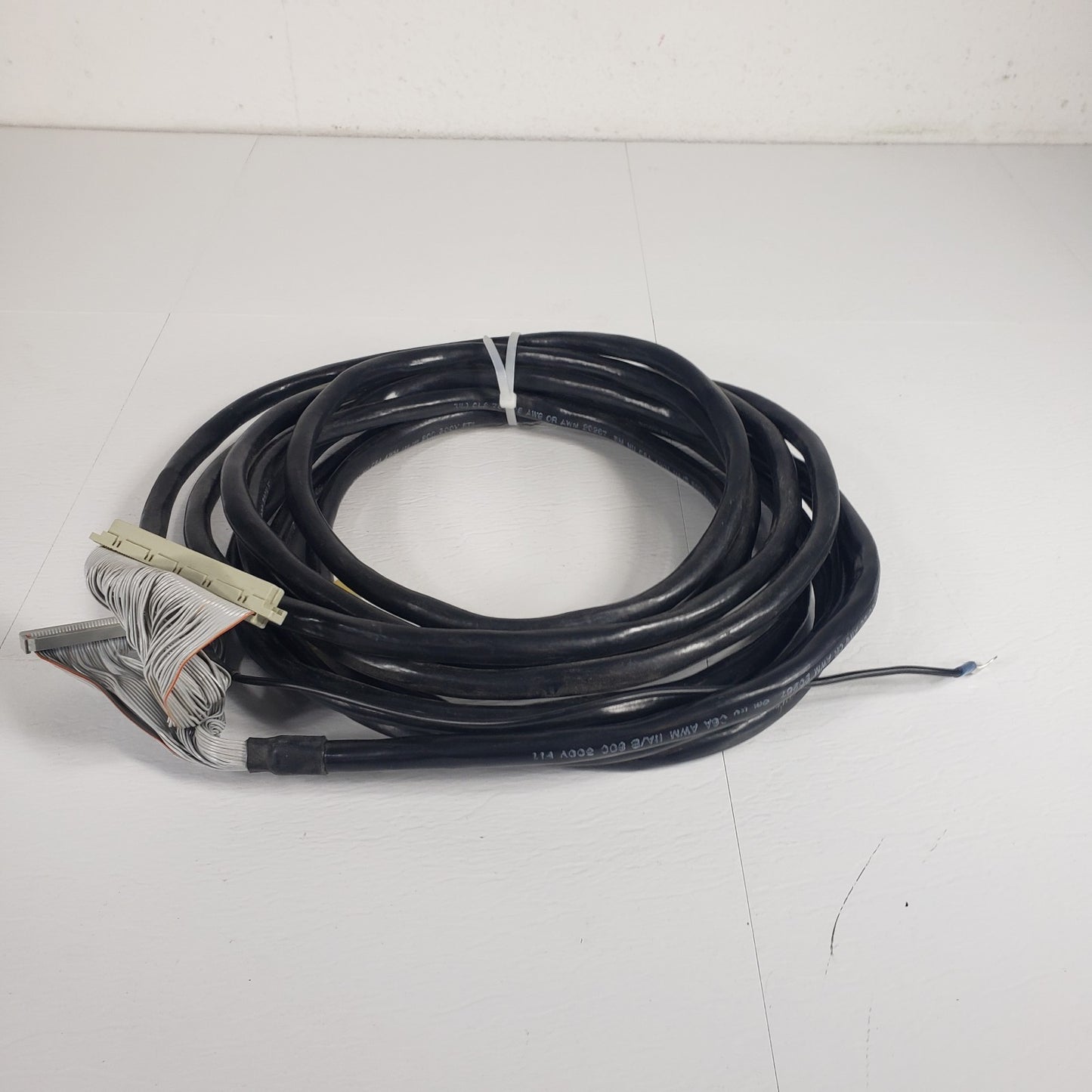 3M NU CSA AWM 11A/B 80C 300V 64 Pin Female To Female Cable Connector