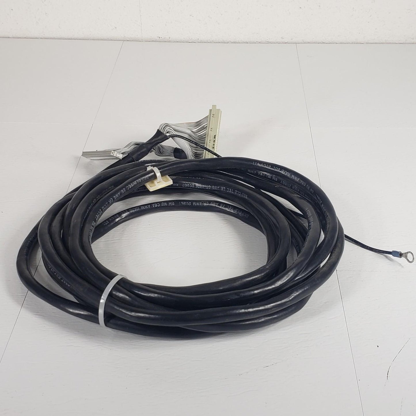 3M NU CSA AWM 11A/B 80C 300V 64 Pin Female To Female Cable Connector