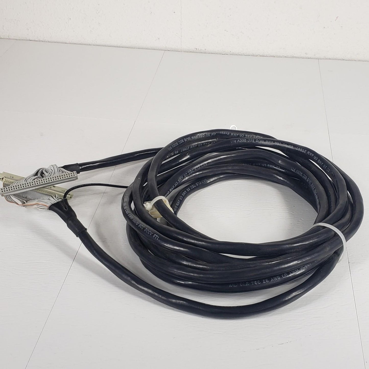 3M NU CSA AWM 11A/B 80C 300V 64 Pin Female To Female Cable Connector