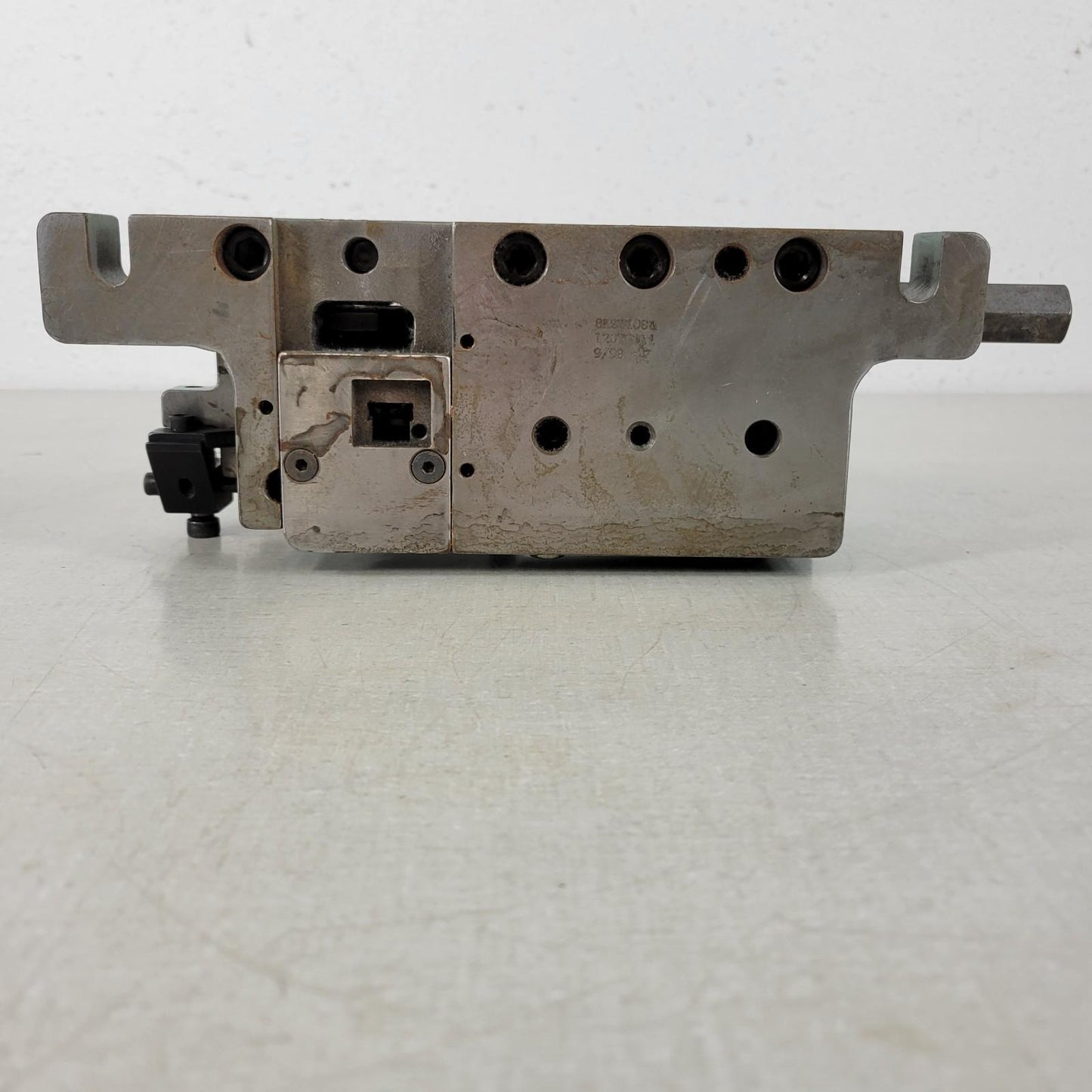 GM 06285853-A Die- 0715 GM 06287247 8T 132 18-G Crimping Press Die Applicator