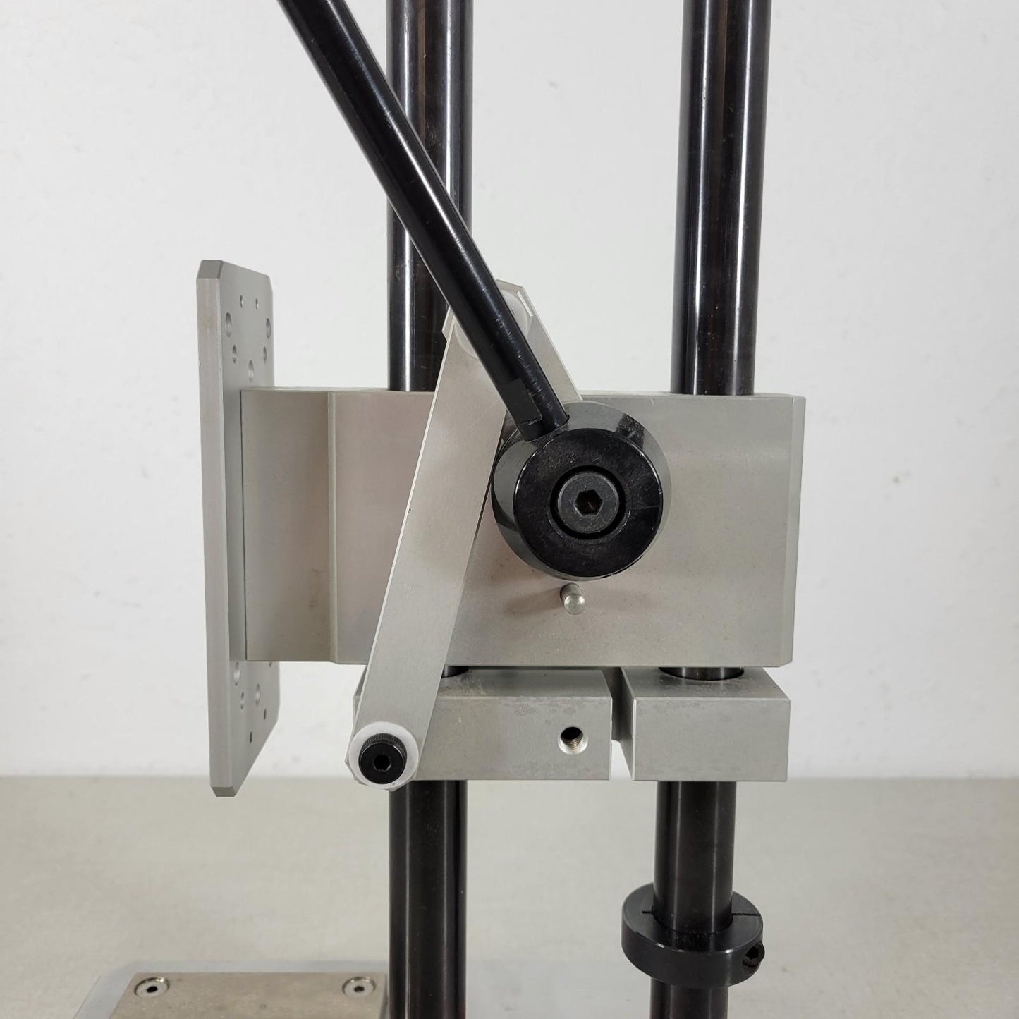 IMADA NLV - 220 - T Manual Lever-Operated Force Test Stand 220 LB Rating