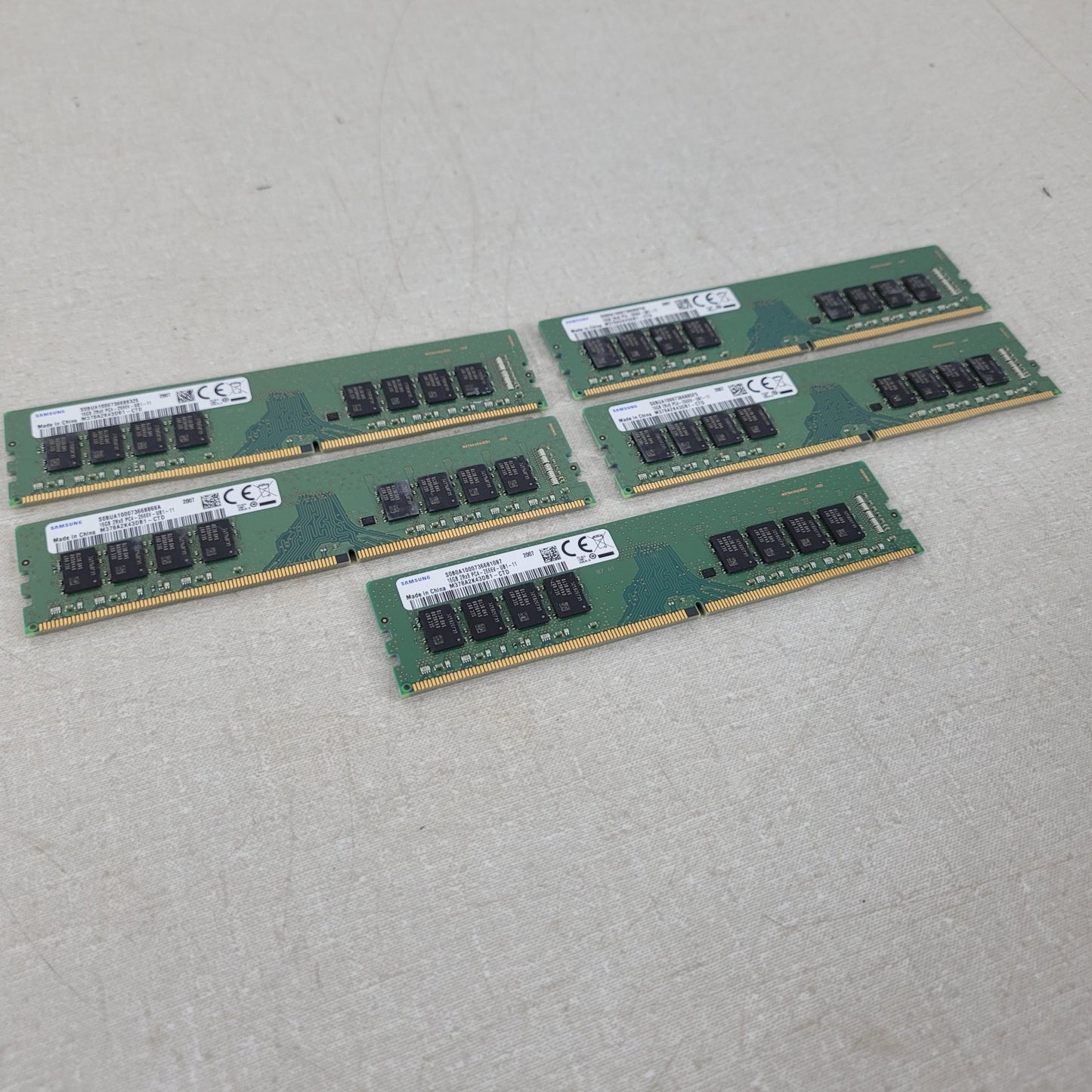 5 STICKS- Samsung 16GB DDR4-2666 PC4-21300 2Rx8 DIMM RAM Memory M378A2K43DB1-CTD