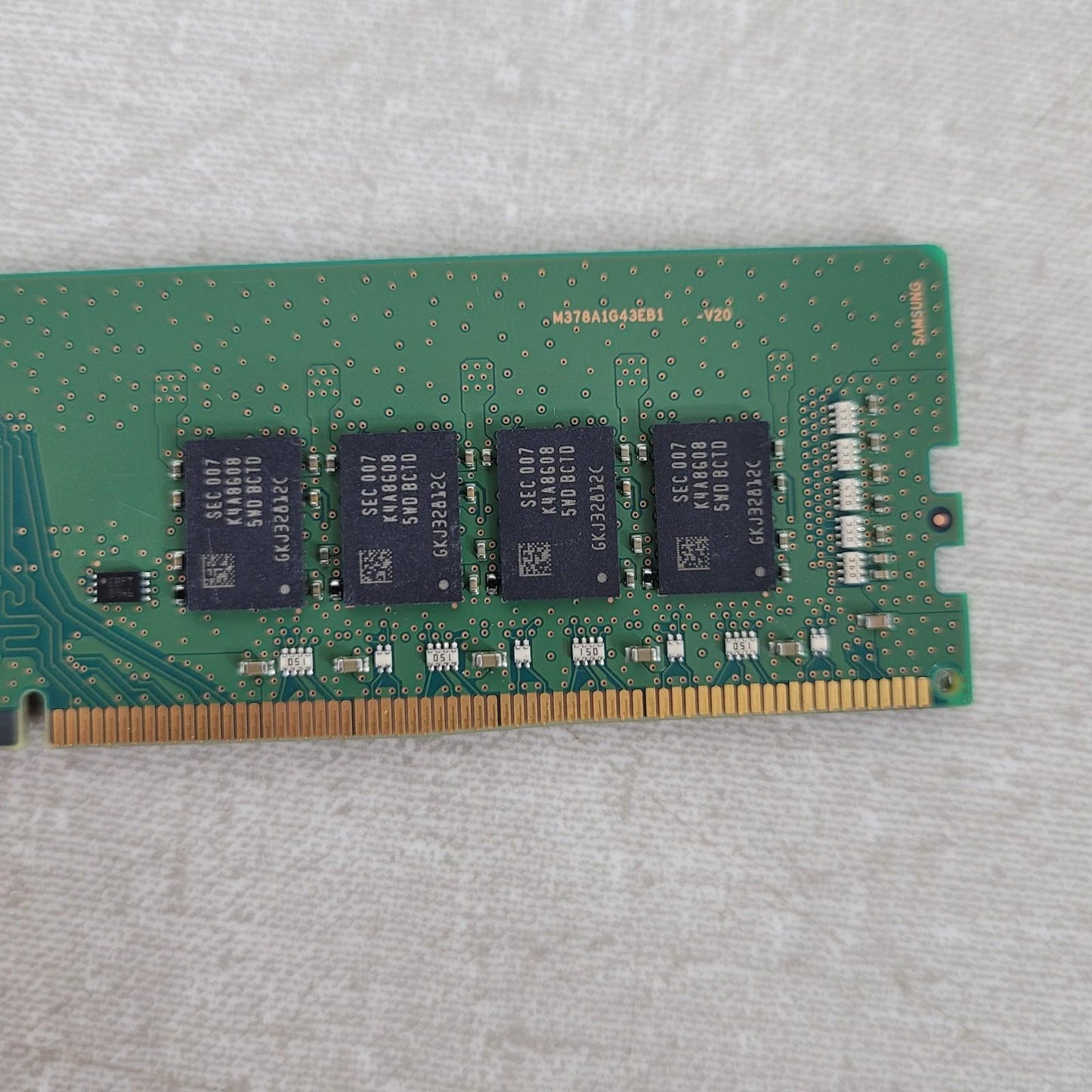 5 STICKS- Samsung 16GB DDR4-2666 PC4-21300 2Rx8 DIMM RAM Memory M378A2K43DB1-CTD