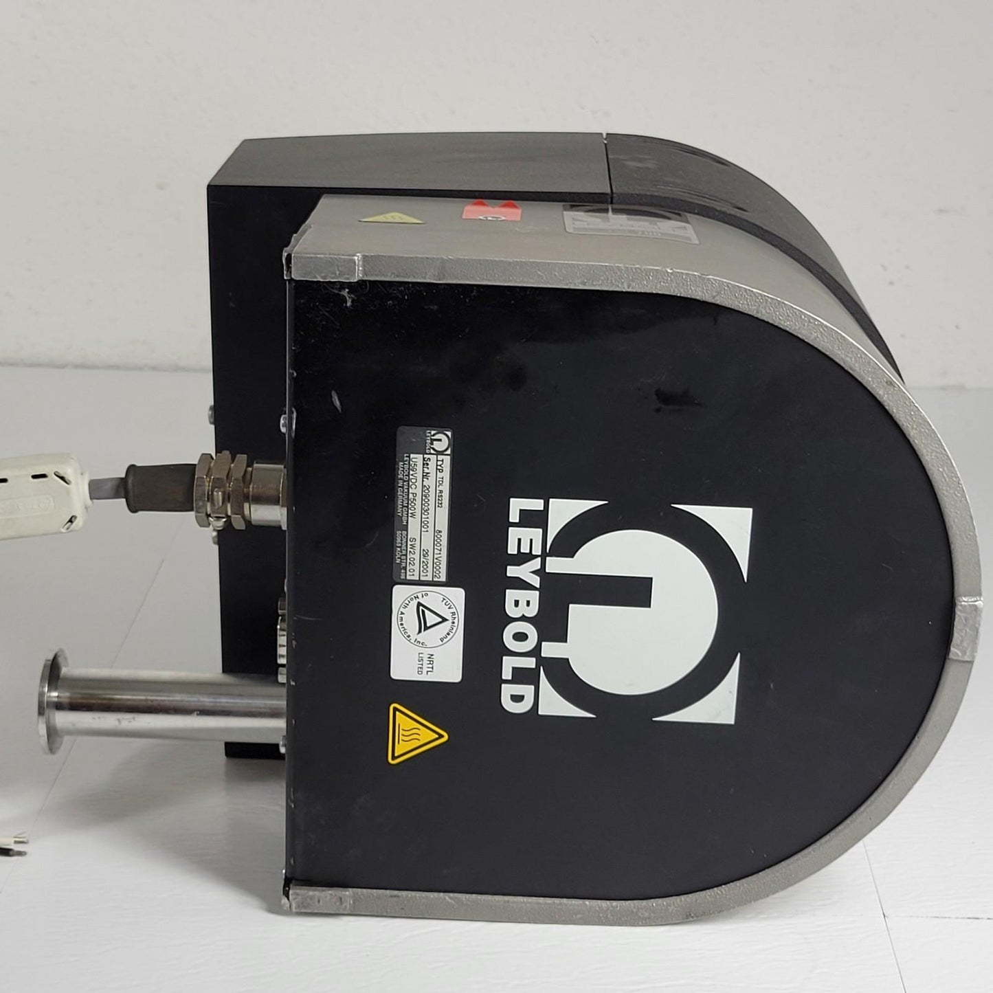 TESTED to 8E-7 Torr: Leybold Vacuum TurboVac TW700L-TDL Wide Range Turbo Drive