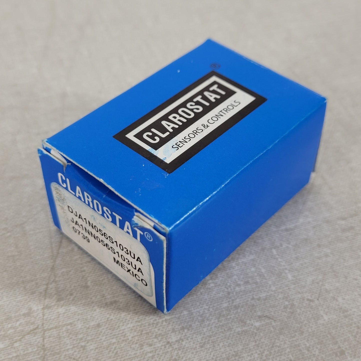 Clarostat RV4NAYSD103A 10K Ohm Linear Potentiometer Panel Mount Knob Shaft