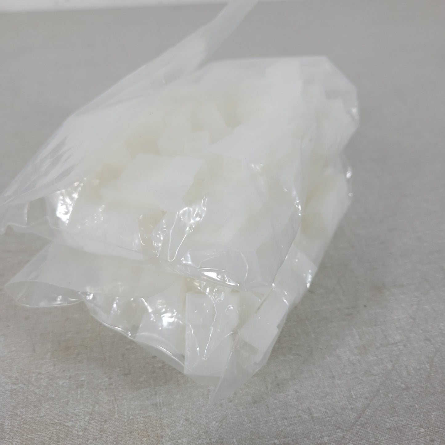 Lot of 100- TE Connectivity 180908 2-Position FASTON Housing 0.250" 6.35mm Nylon