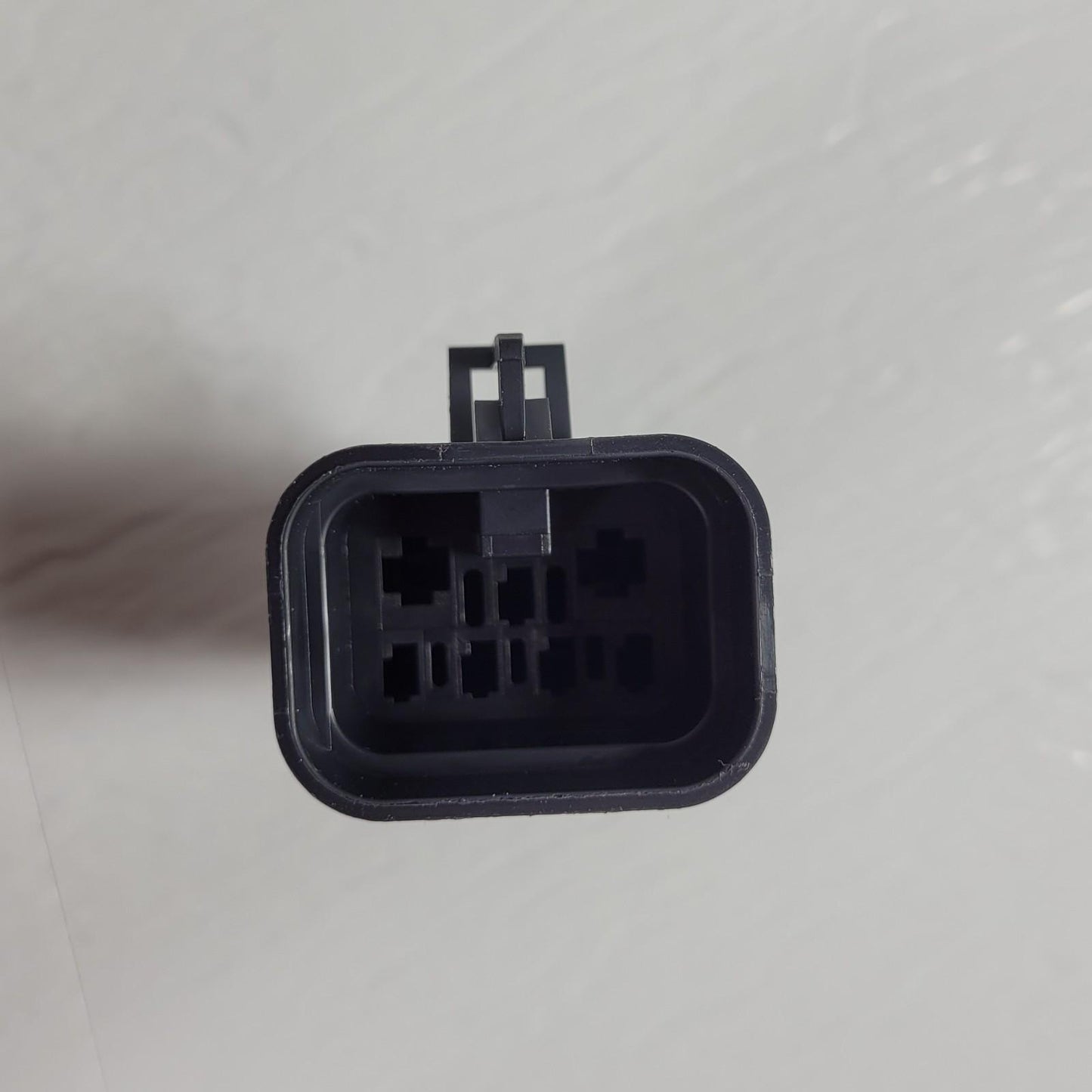 25 Pack: Aptiv Delphi 12052200 7-Pin Male Metri-Pack 150/480 Sealed Connector