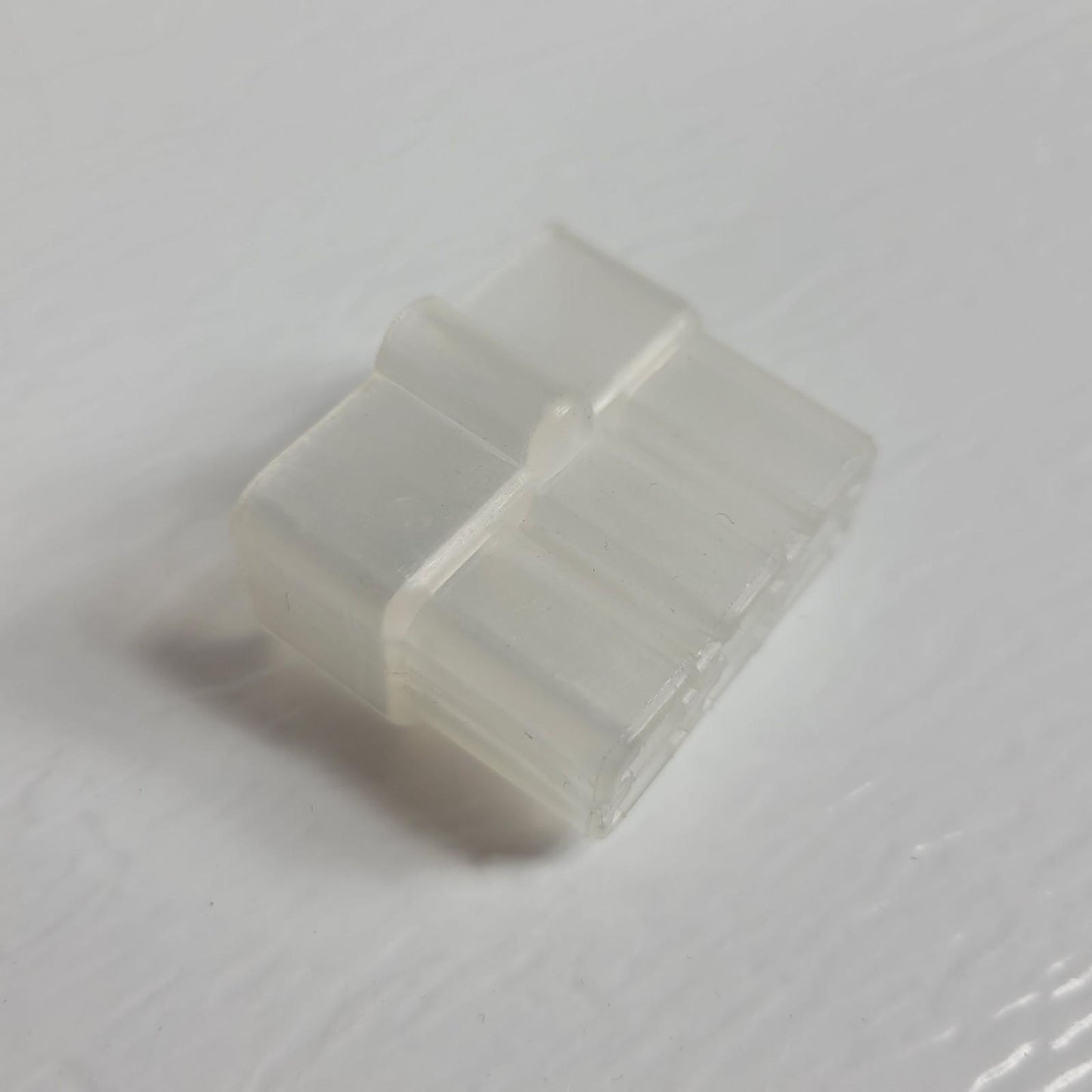 50-PACK: Delphi 2977042 Metri-Pack 6-Way Male Connector, Clear, 56 Series