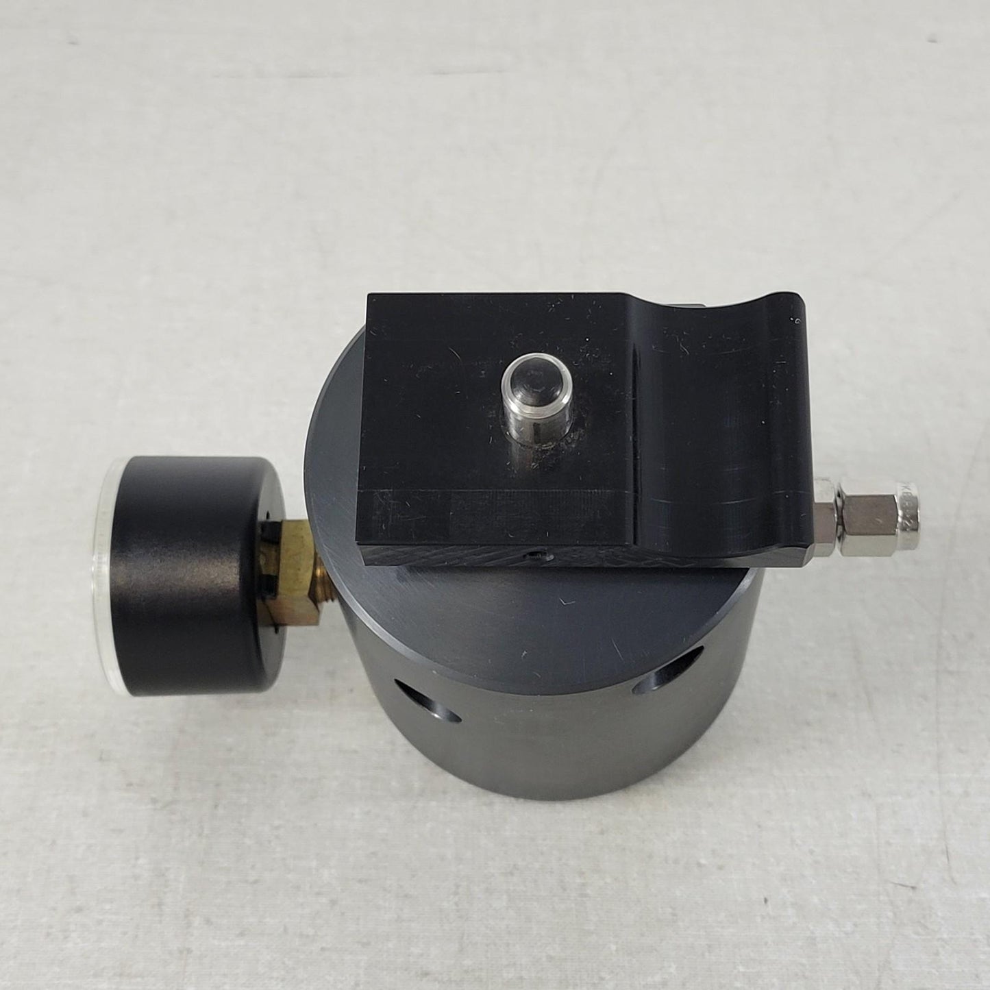 Positive Gas Supply Pressure Regulating Valve 3/8" NPT to 1/8" OD Tube 0-160psi